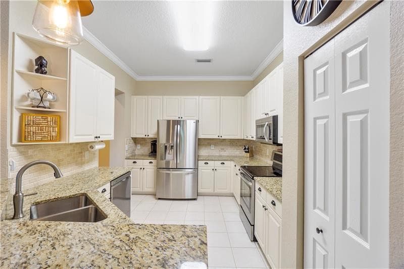5742 NW 119th Drive, Coral Springs, FL 33076 — photo 8 of 32