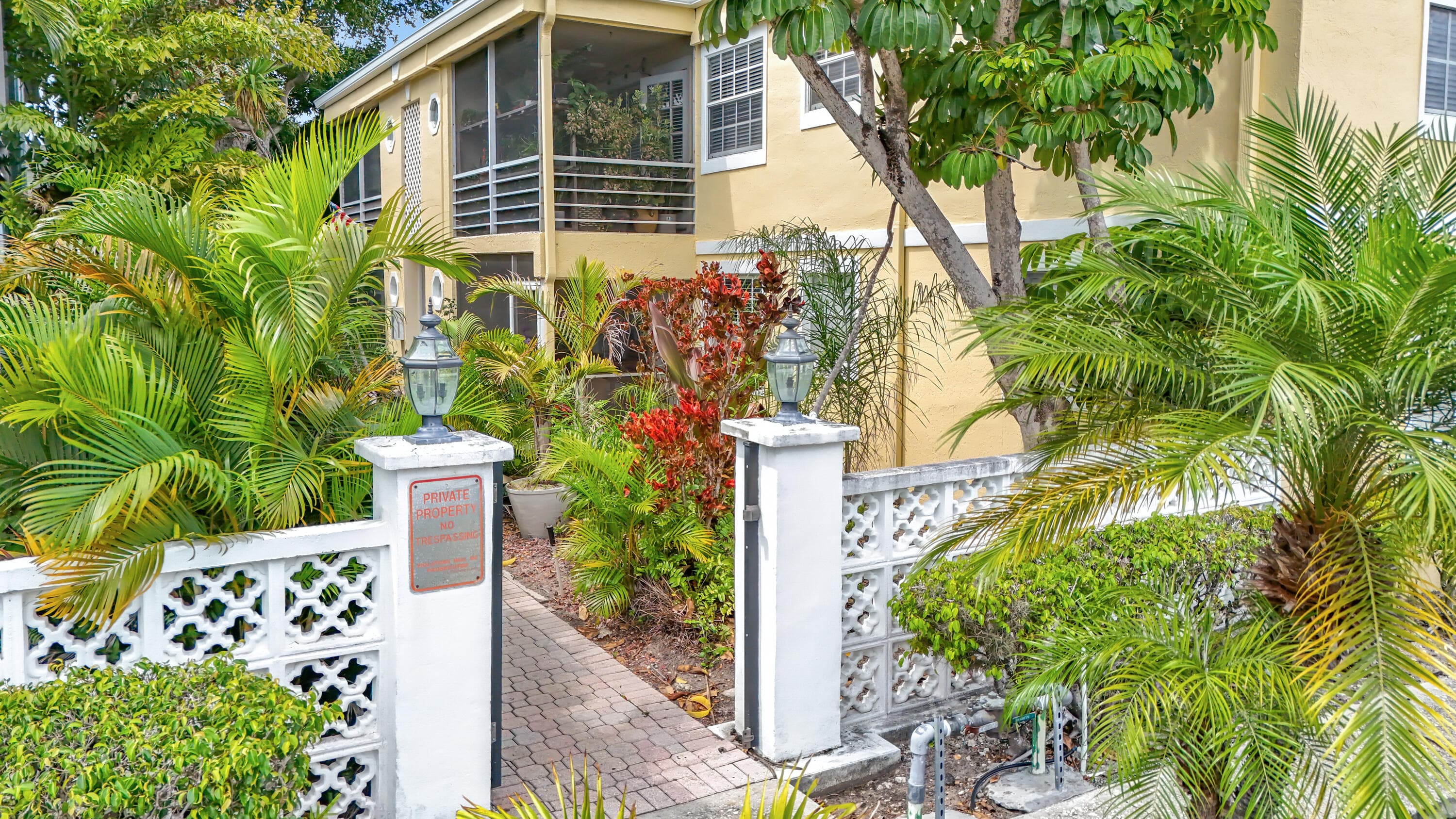 305 SE 11th Avenue, Pompano Beach, FL 33060 — photo 22 of 25