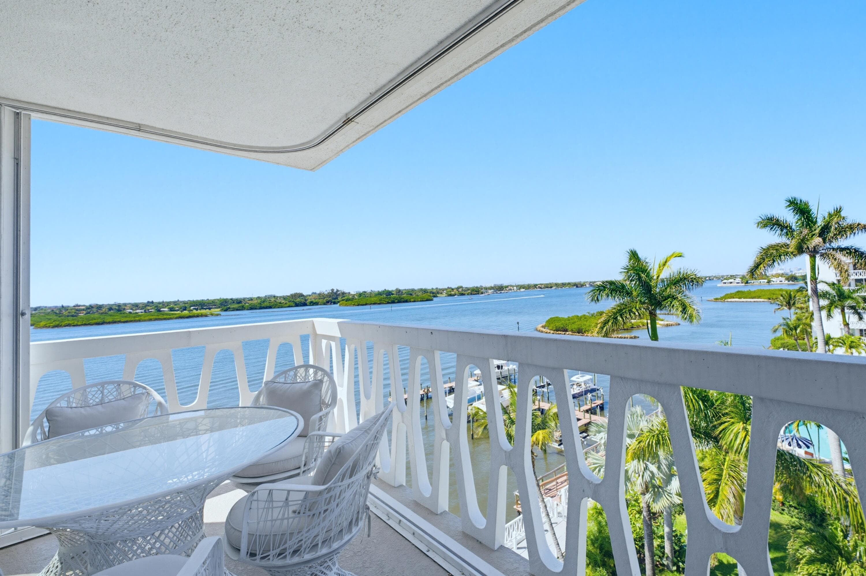 2505 S Ocean Boulevard, Palm Beach, FL 33480 — photo 27 of 33
