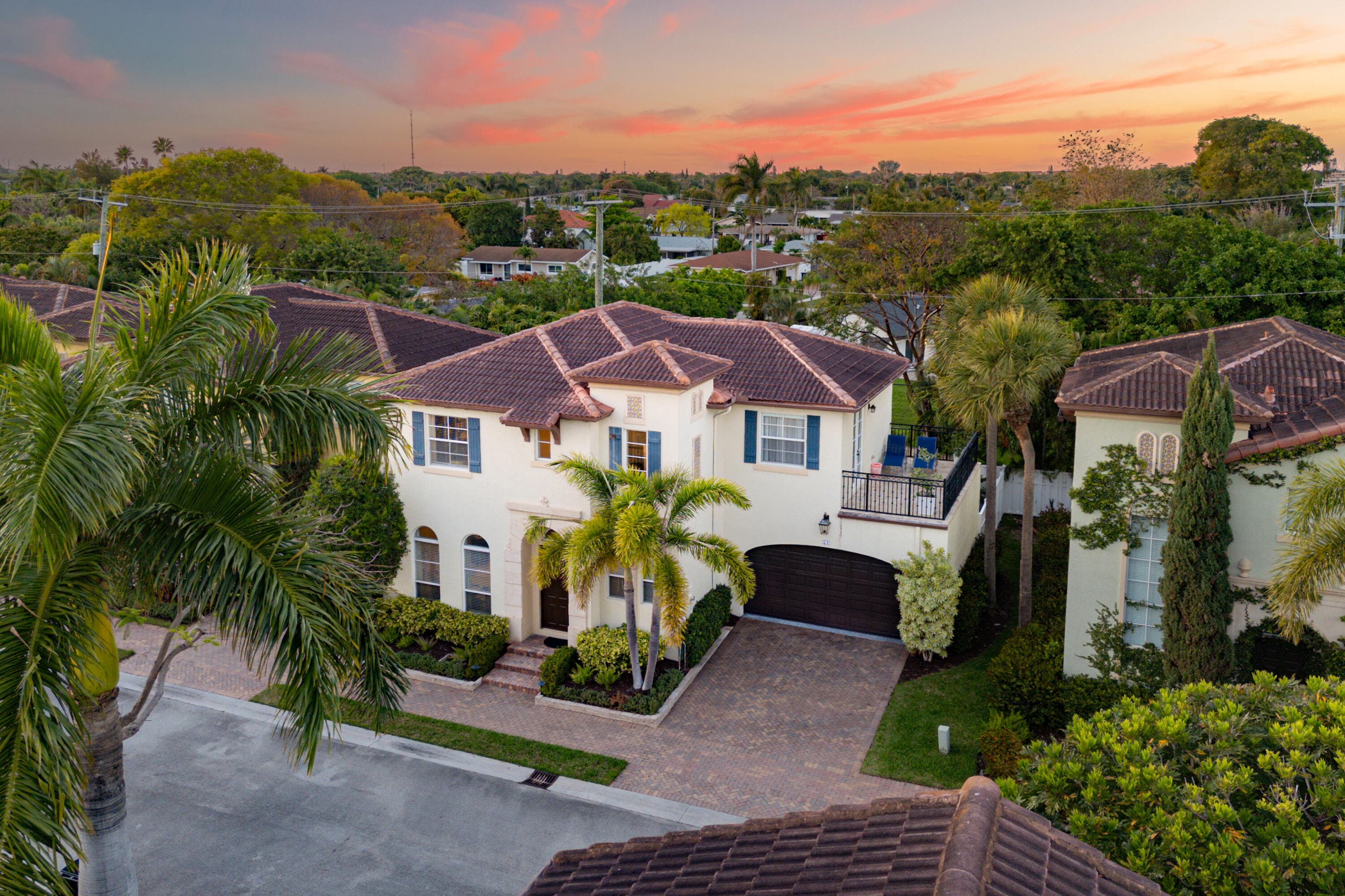 71 Via Poinciana Lane, Boca Raton, FL 33487 — photo 2 of 39