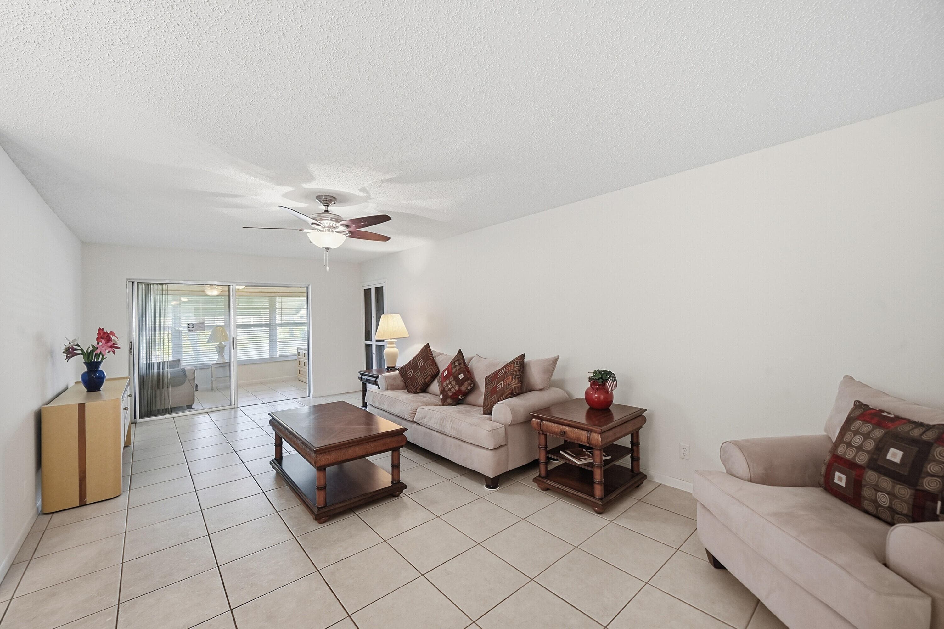 14589 Canalview Drive B, Delray Beach, FL 33484 — photo 4 of 21
