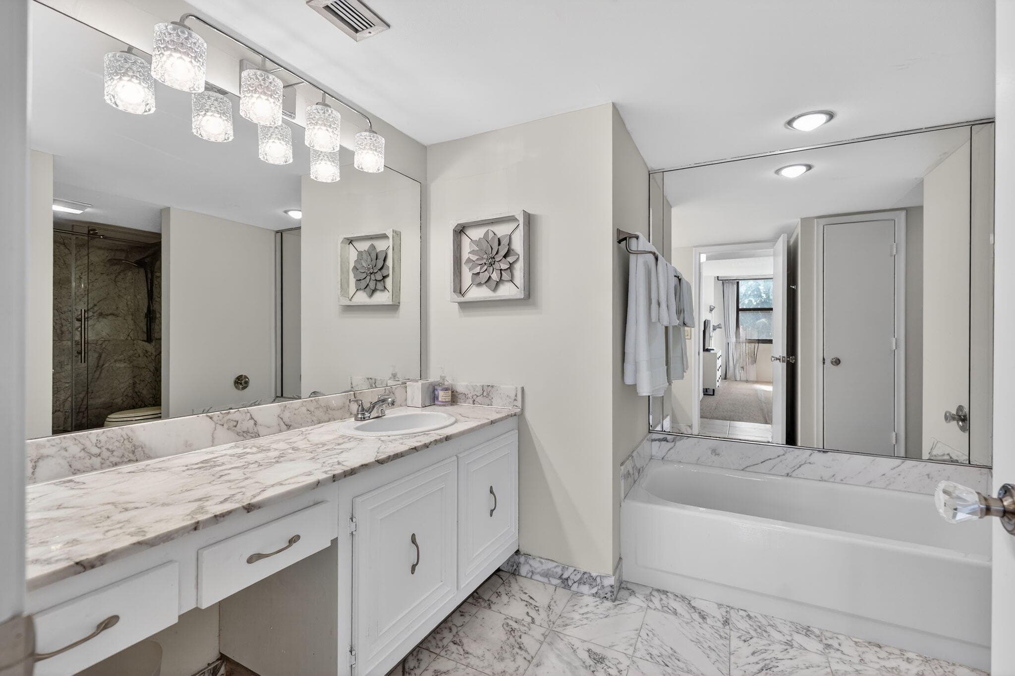 3400 N Ocean Drive 408, Singer Island, FL 33404 — photo 8 of 32