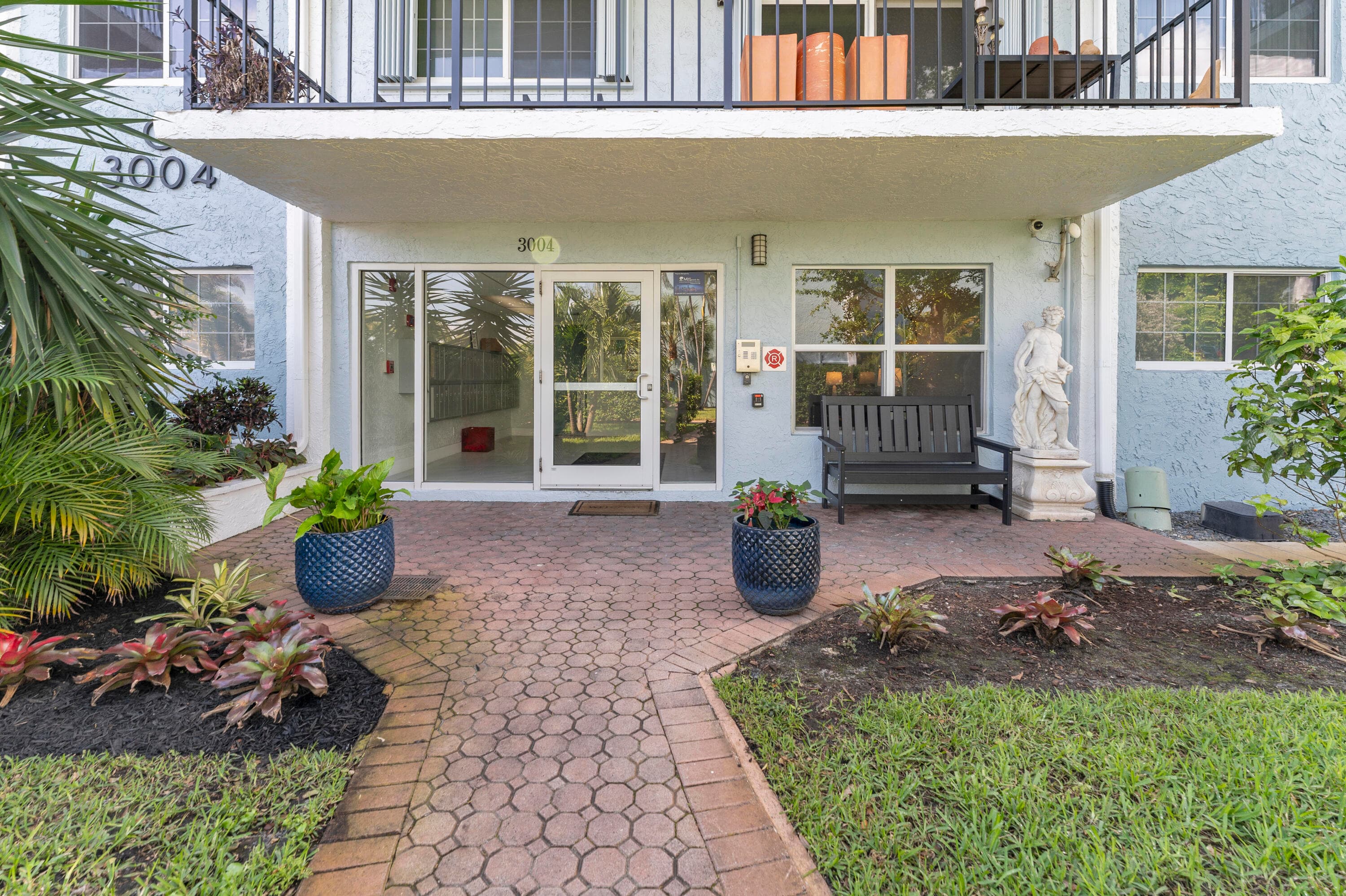 3004 NE 5th Terrace 206-c, Wilton Manors, FL 33334 — photo 29 of 38