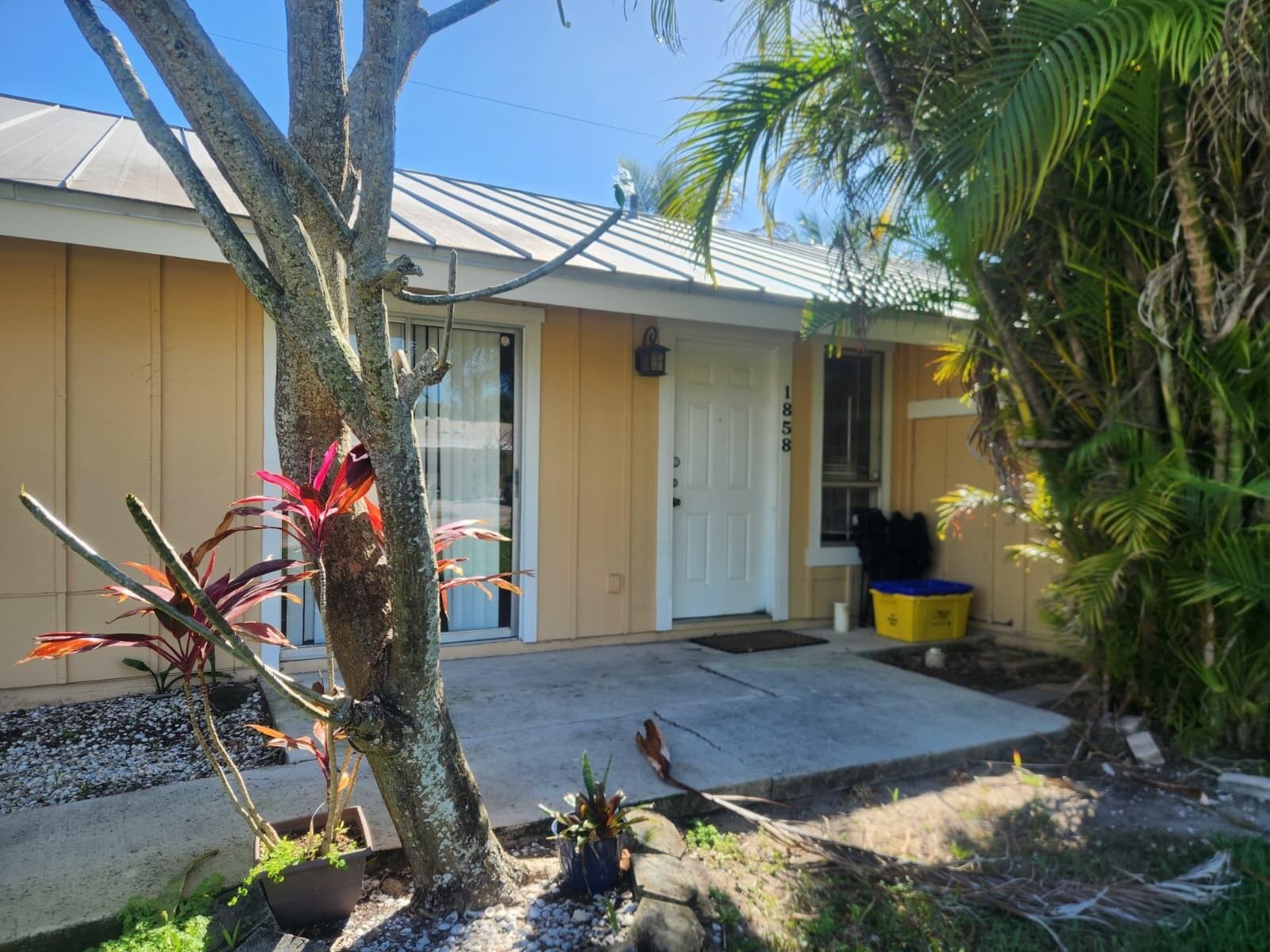 1858 Windsor Drive 8, North Palm Beach, FL 33408 — photo 1 of 13