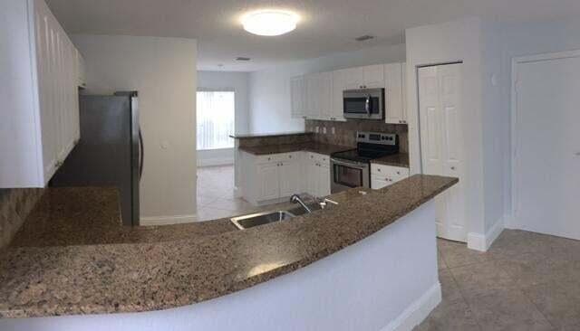 10720 Bexley Boulevard, Boca Raton, FL 33428 — photo 10 of 30