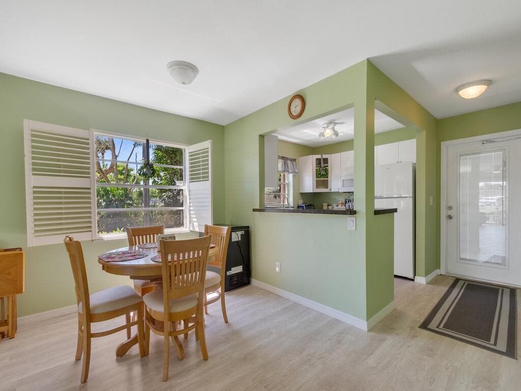 95 Spring Lake Drive 101, Vero Beach, FL 32962 — photo 16 of 32