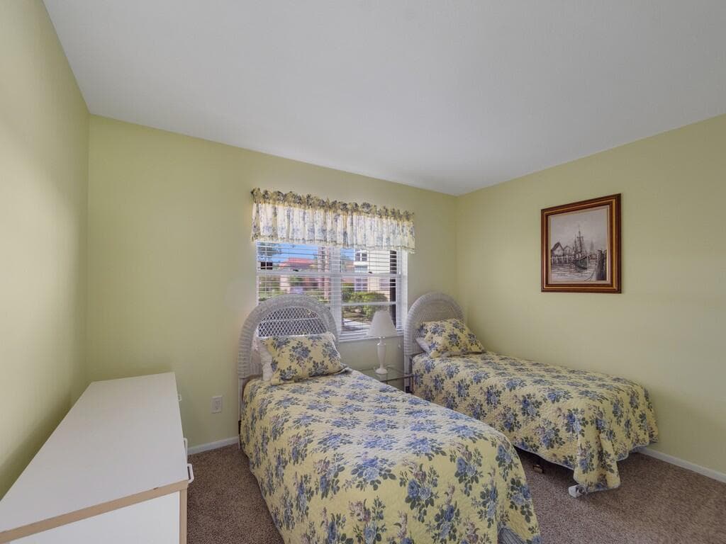 95 Spring Lake Drive 101, Vero Beach, FL 32962 — photo 18 of 32