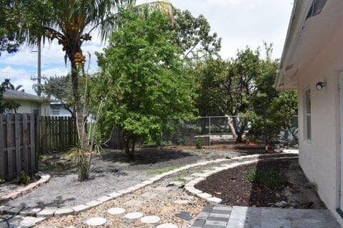 465 NW 20th Avenue, Pompano Beach, FL 33069 — photo 4 of 21