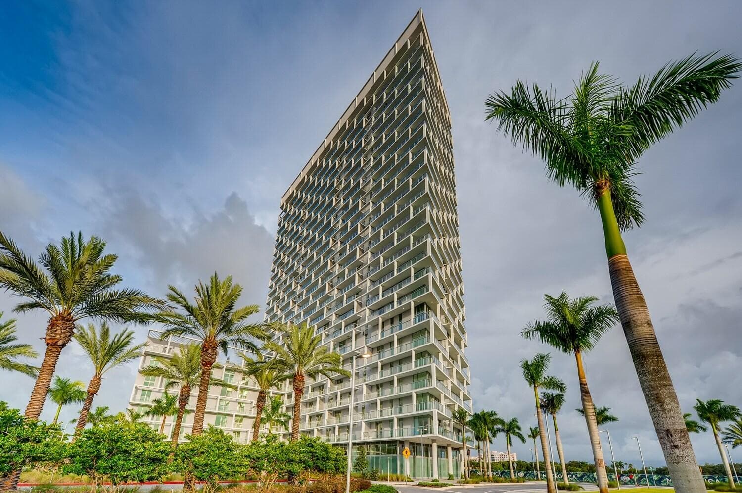 2000 Metropica Way 2107, Sunrise, FL 33323 — photo 1 of 54