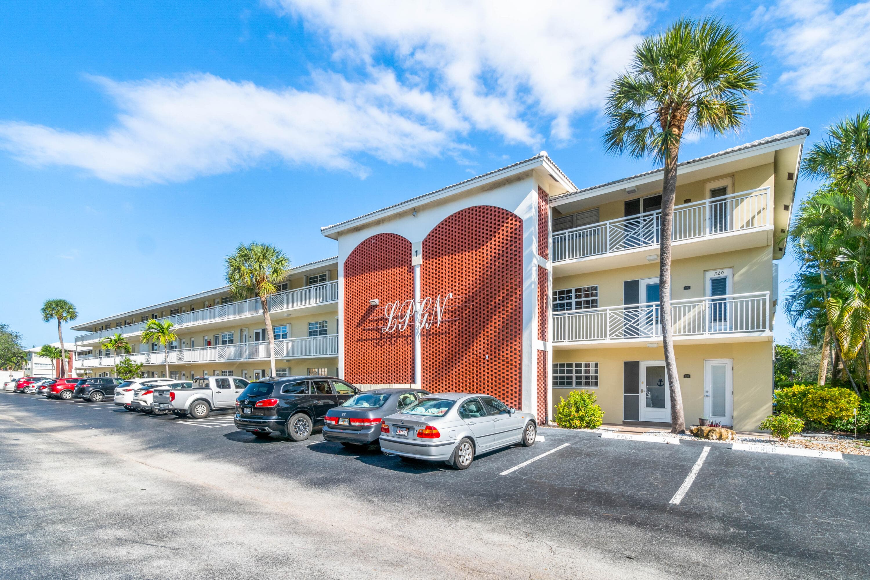 1951 NE 39th Street 131, Lighthouse Point, FL 33064 — photo 1 of 31