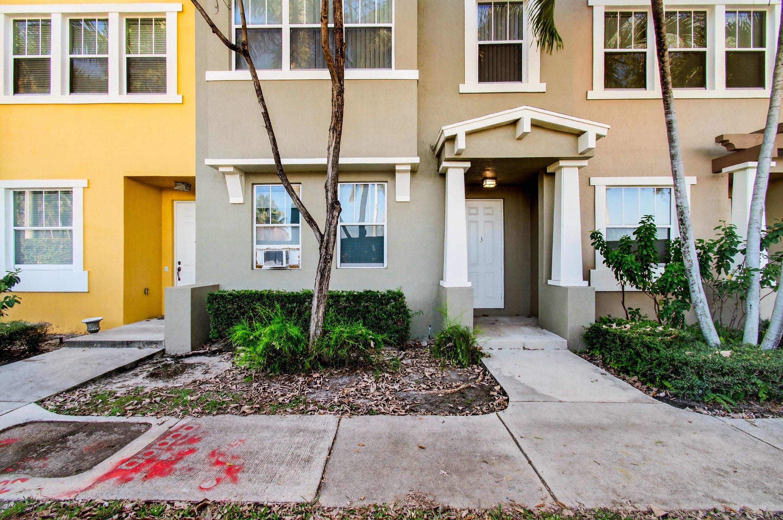 770 Millbrae Court 3, West Palm Beach, FL 33401 — photo 4 of 72
