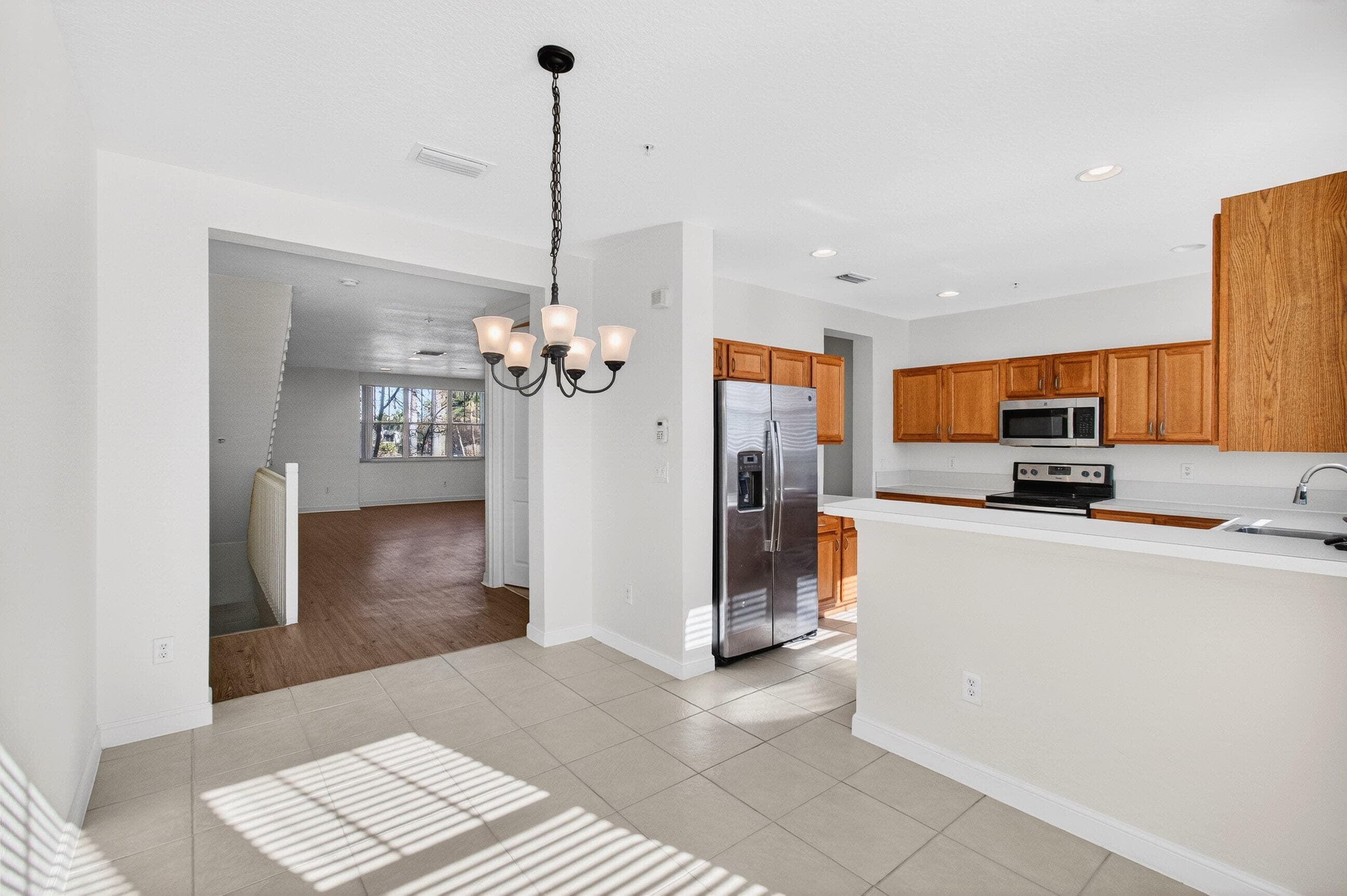 770 Millbrae Court 3, West Palm Beach, FL 33401 — photo 12 of 72