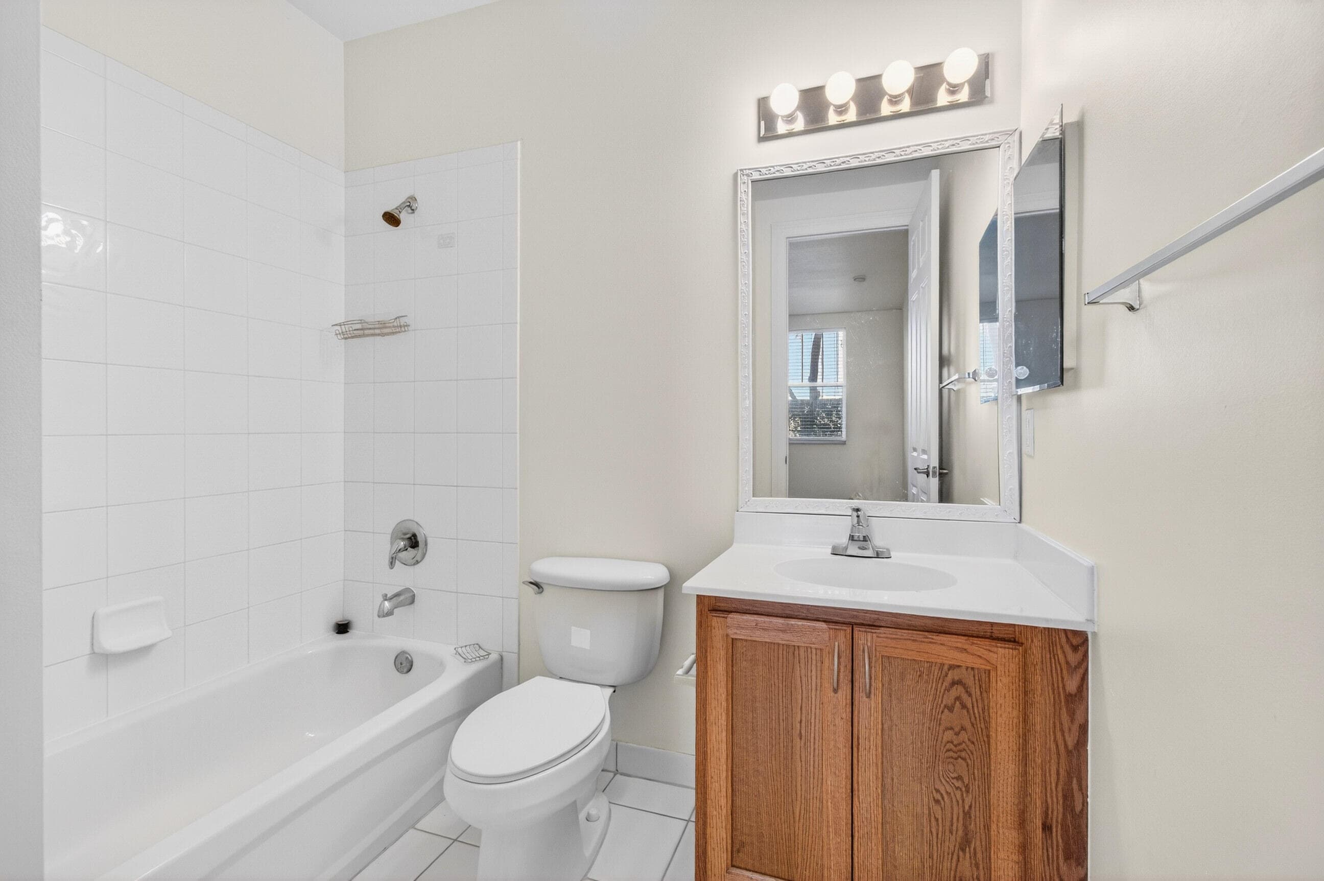 770 Millbrae Court 3, West Palm Beach, FL 33401 — photo 31 of 72