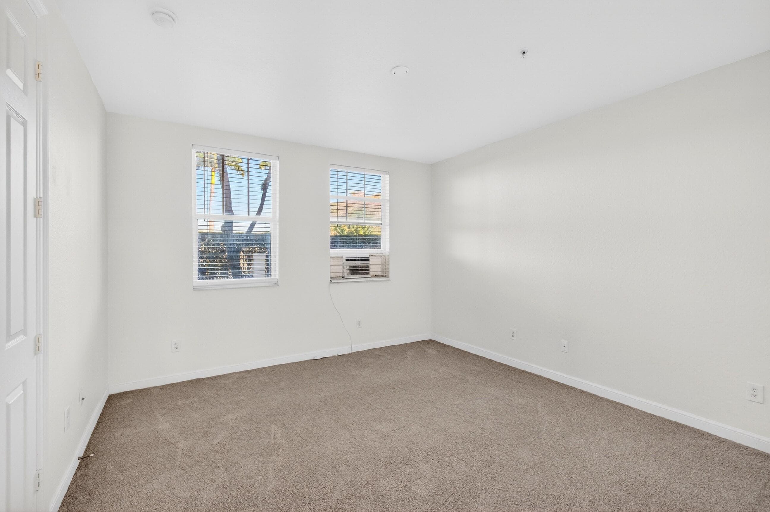 770 Millbrae Court 3, West Palm Beach, FL 33401 — photo 39 of 72