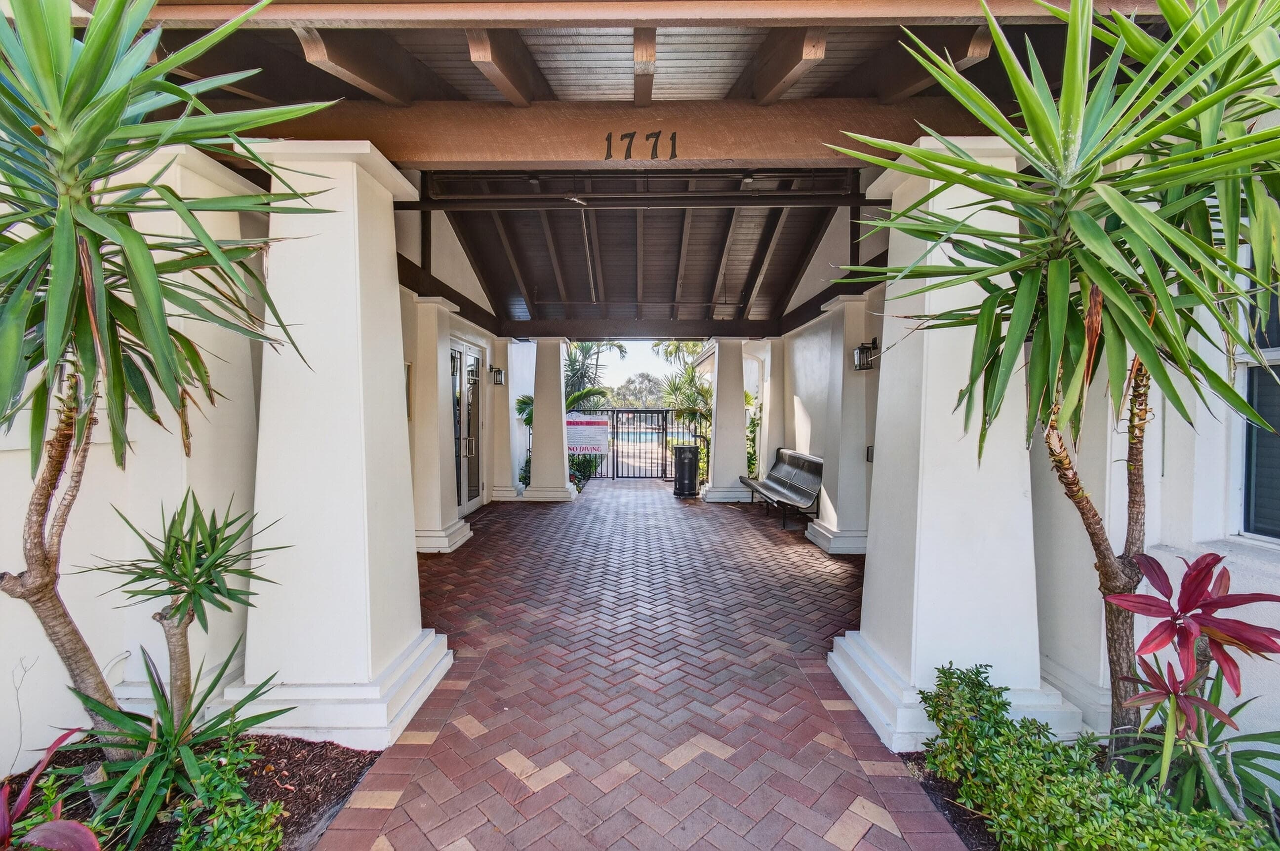 770 Millbrae Court 3, West Palm Beach, FL 33401 — photo 48 of 72