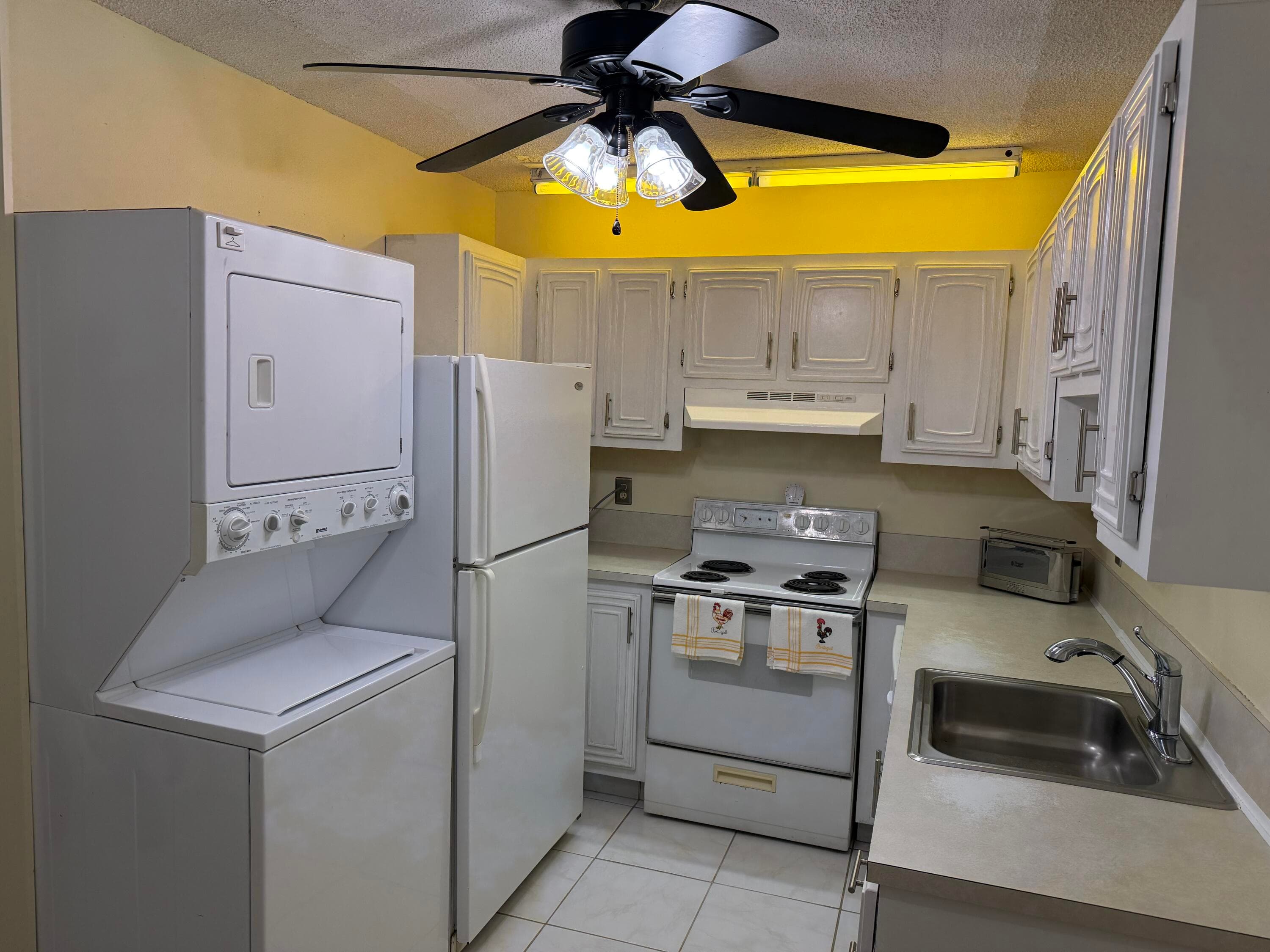 8540 Chevy Chase Drive 8540, Boca Raton, FL 33433 — photo 7 of 20