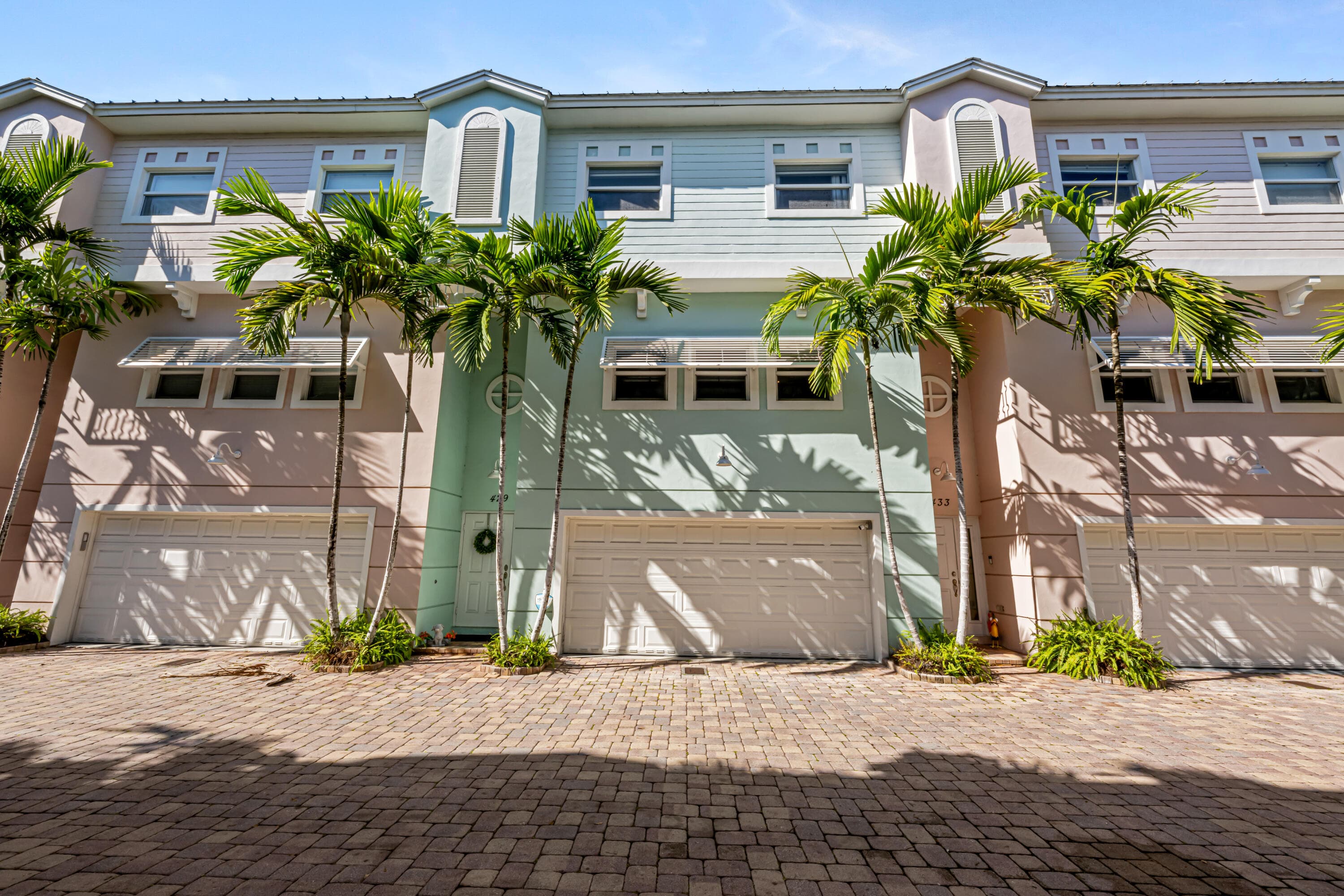 429 NE 1st Street, Pompano Beach, FL 33060 — photo 1 of 51