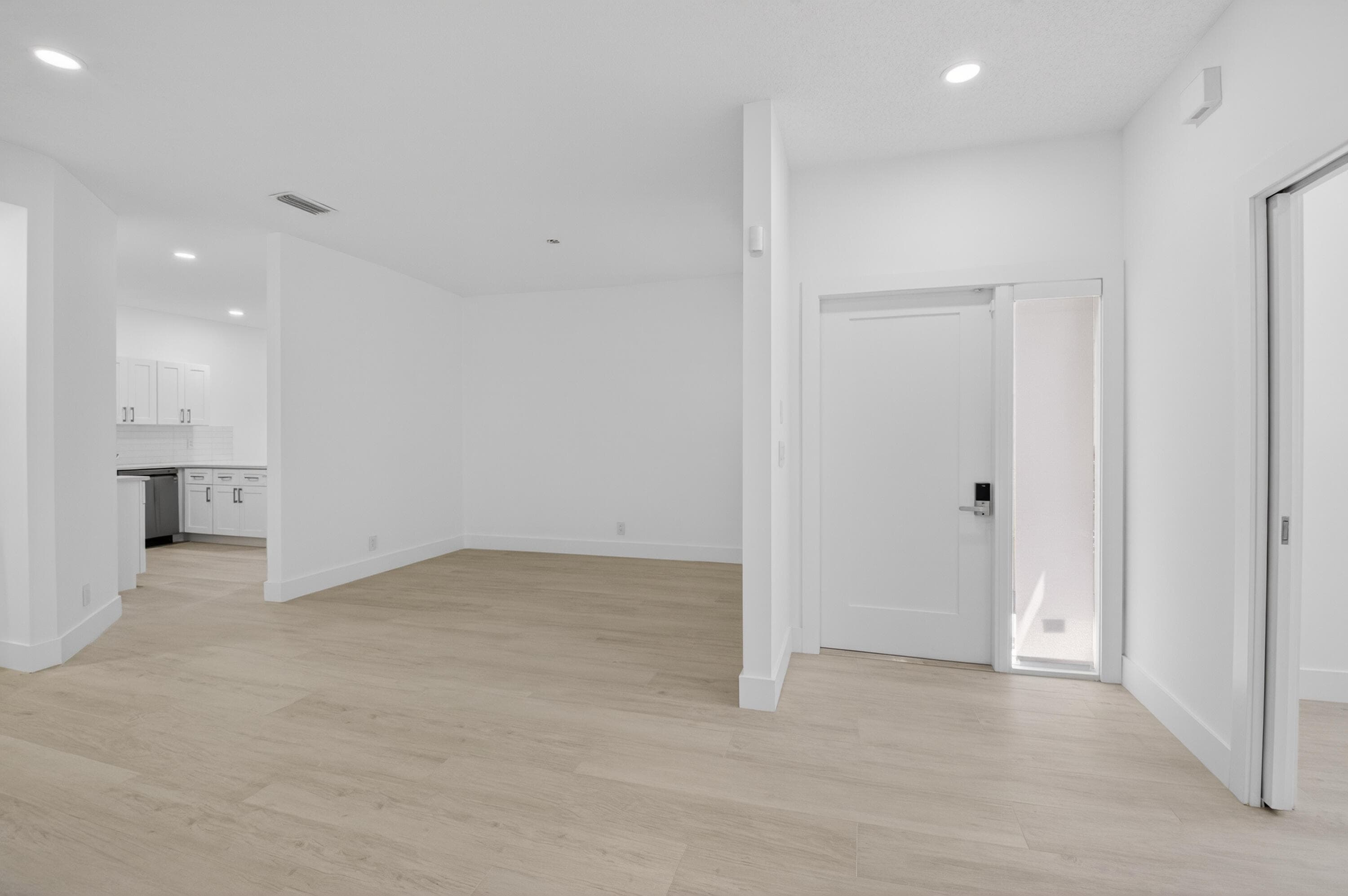 6752 Montego Bay Boulevard A, Boca Raton, FL 33433 — photo 6 of 79