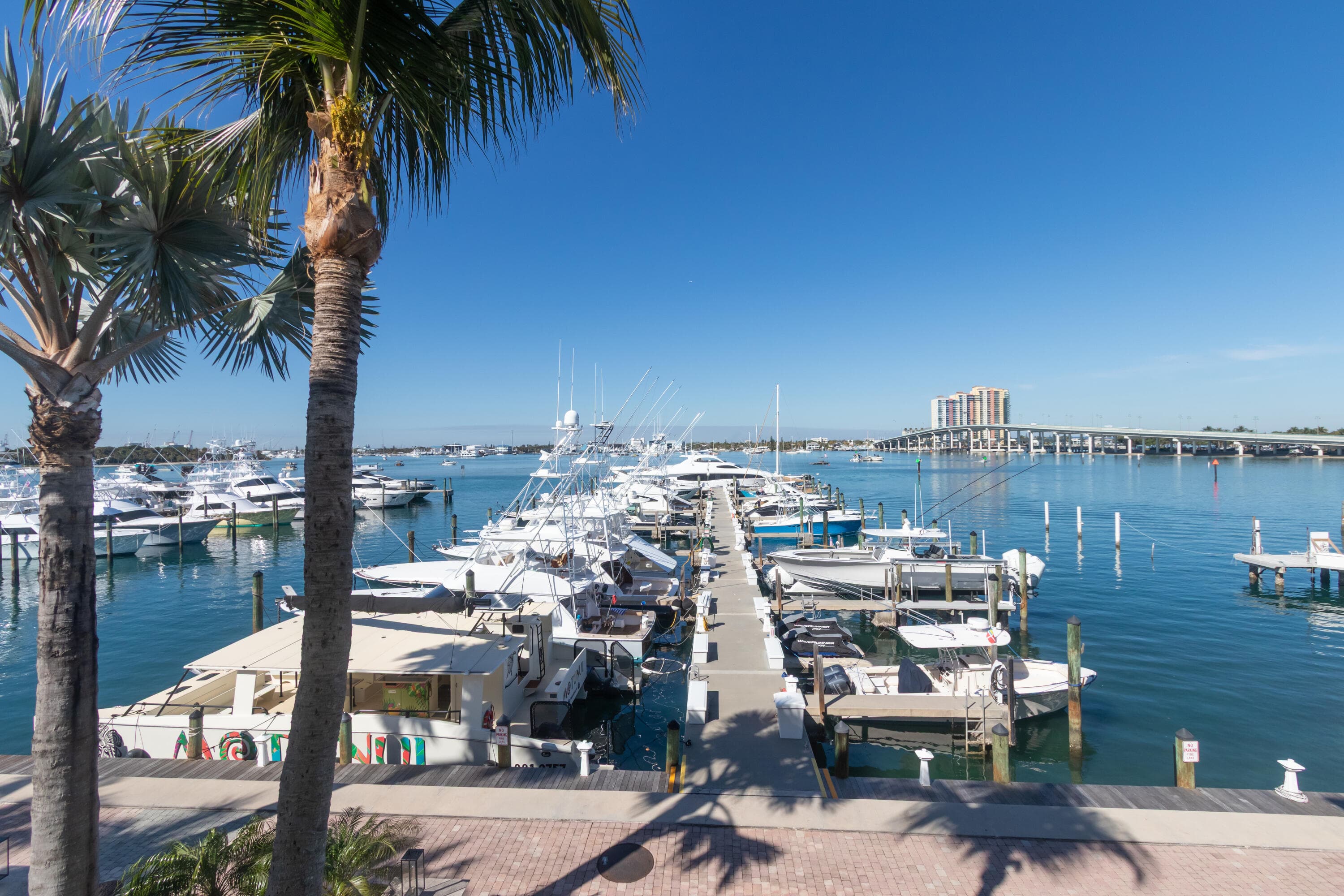 184 Lake Drive 3201, Palm Beach Shores, FL 33404 — photo 7 of 33
