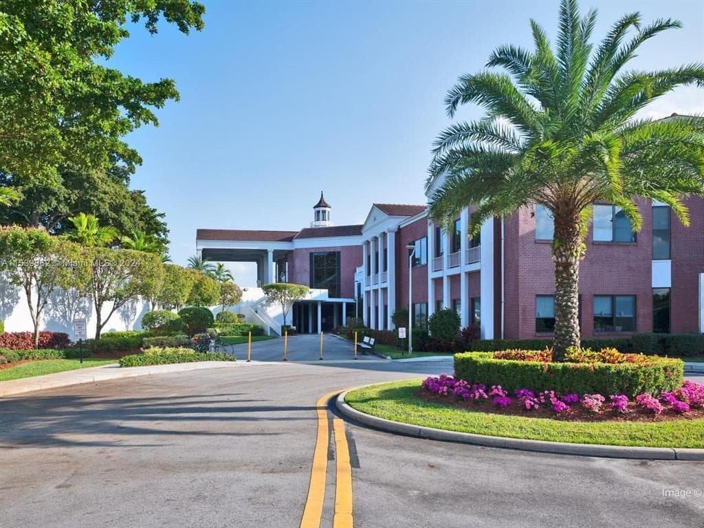 21 Harwood B, Deerfield Beach, FL 33442 — photo 43 of 71