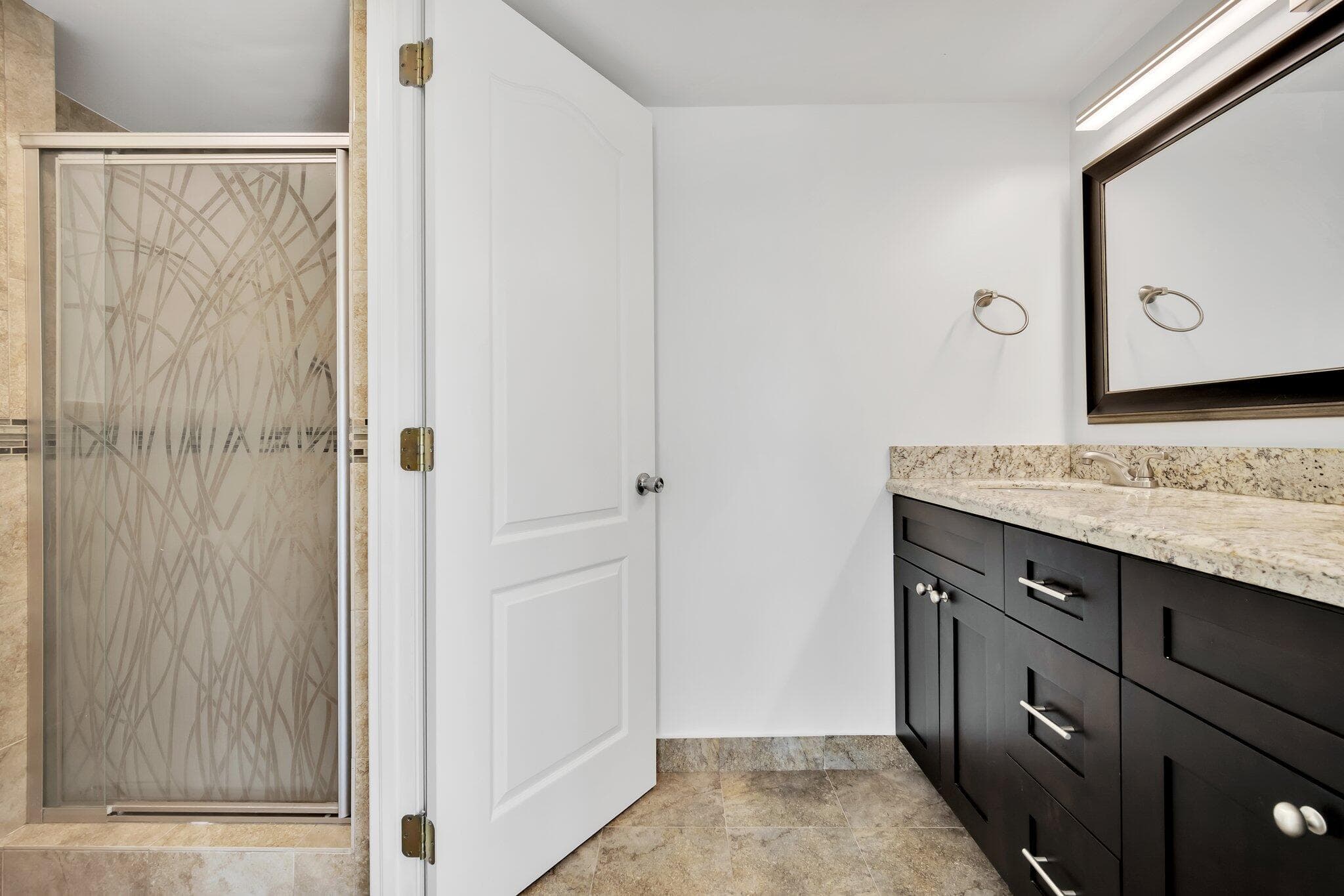 720 Bayshore Drive 304, Fort Lauderdale, FL 33304 — photo 12 of 20
