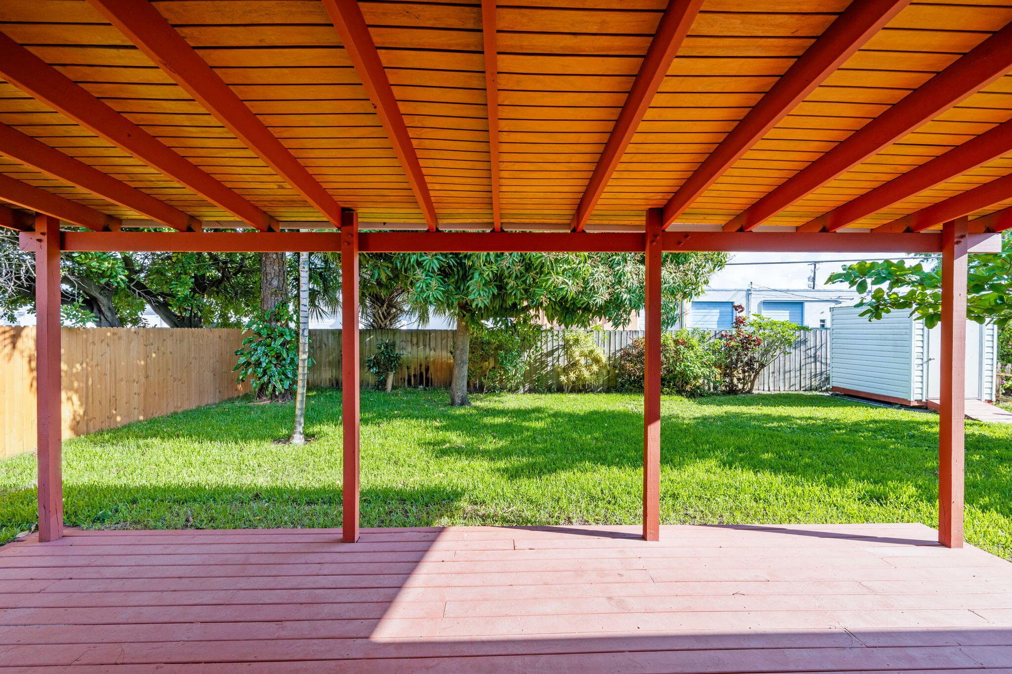 699 NE 40th Street, Oakland Park, FL 33334 — photo 38 of 39