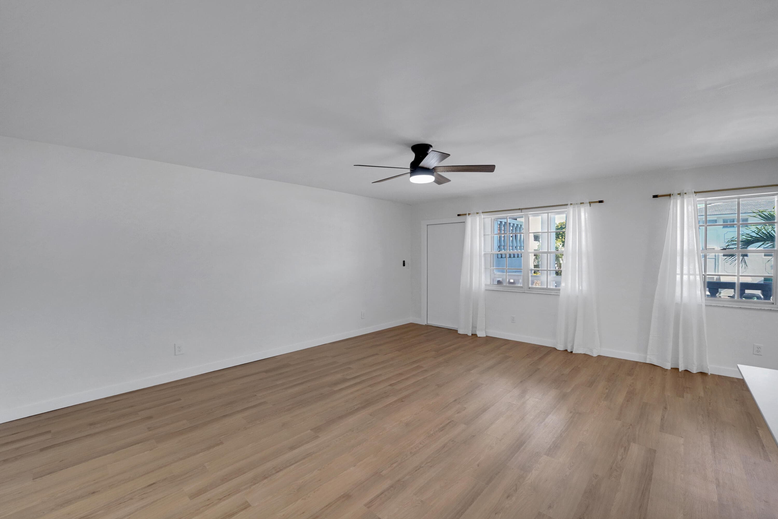 5203 NE 24th Terrace B207, Fort Lauderdale, FL 33308 — photo 3 of 31
