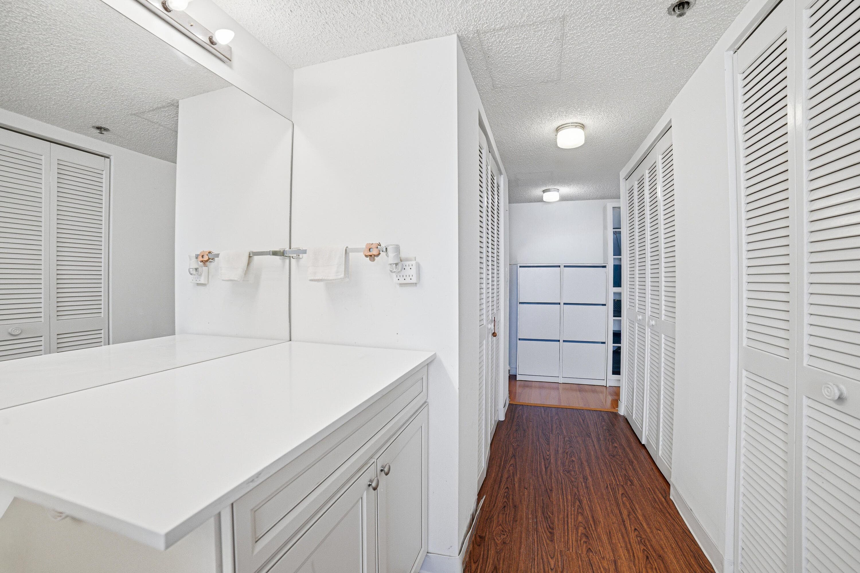 210 174th Street 1110, Sunny Isles Beach, FL 33160 — photo 24 of 39