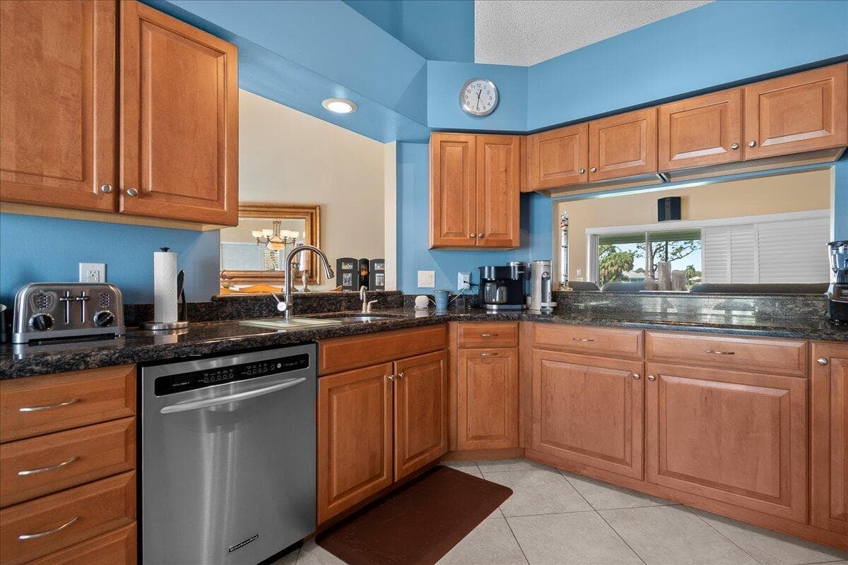 2424 SW Foxpoint Trail, Palm City, FL 34990 — photo 15 of 51