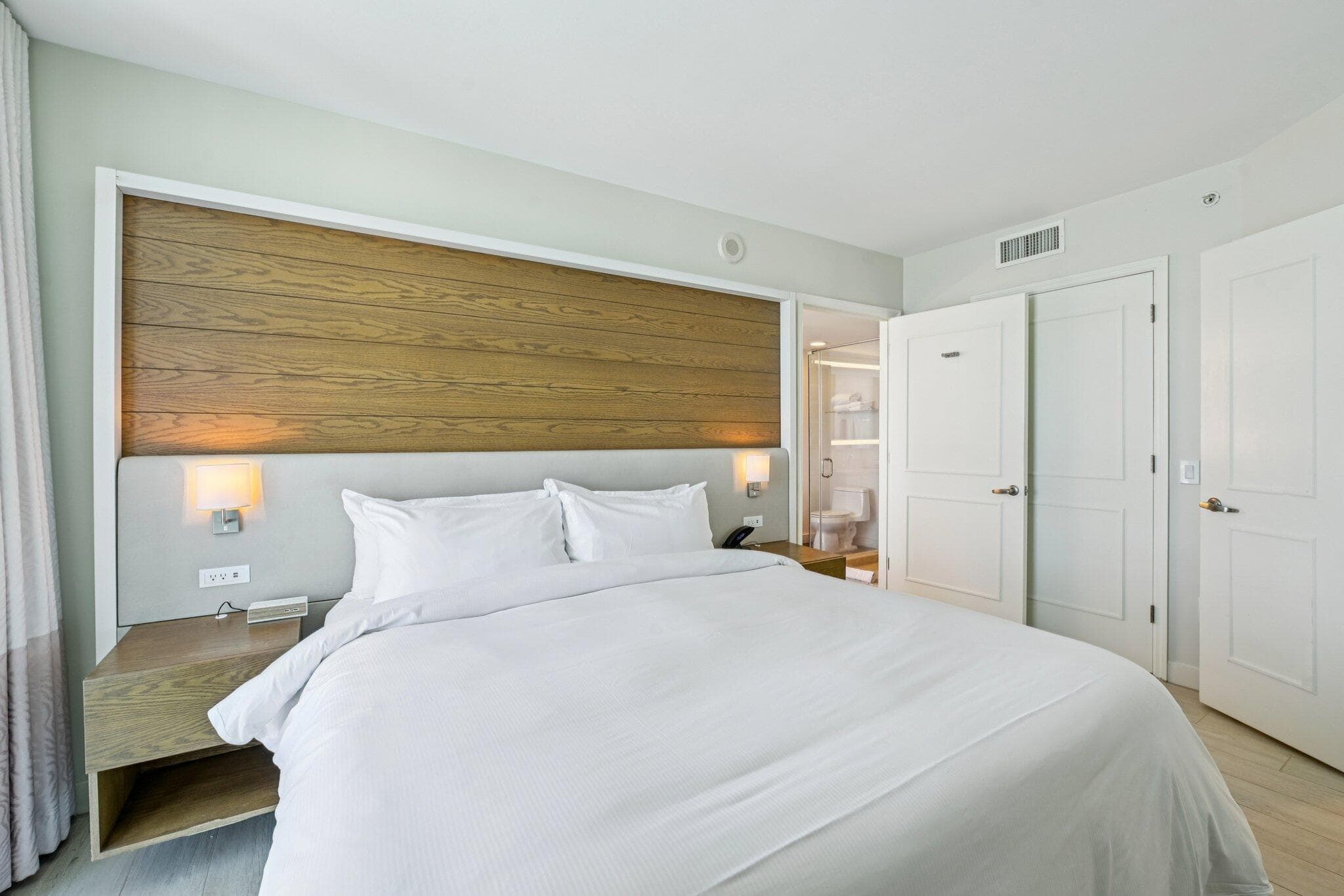 505 N Fort Lauderdale Beach Boulevard 818, Fort Lauderdale, FL 33304 — photo 26 of 62