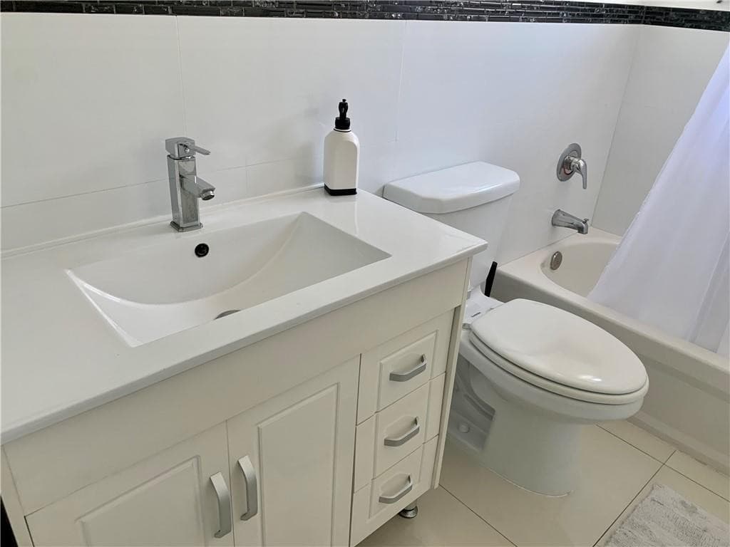 1480 Euclid Avenue 103, Miami Beach, FL 33139 — photo 10 of 24