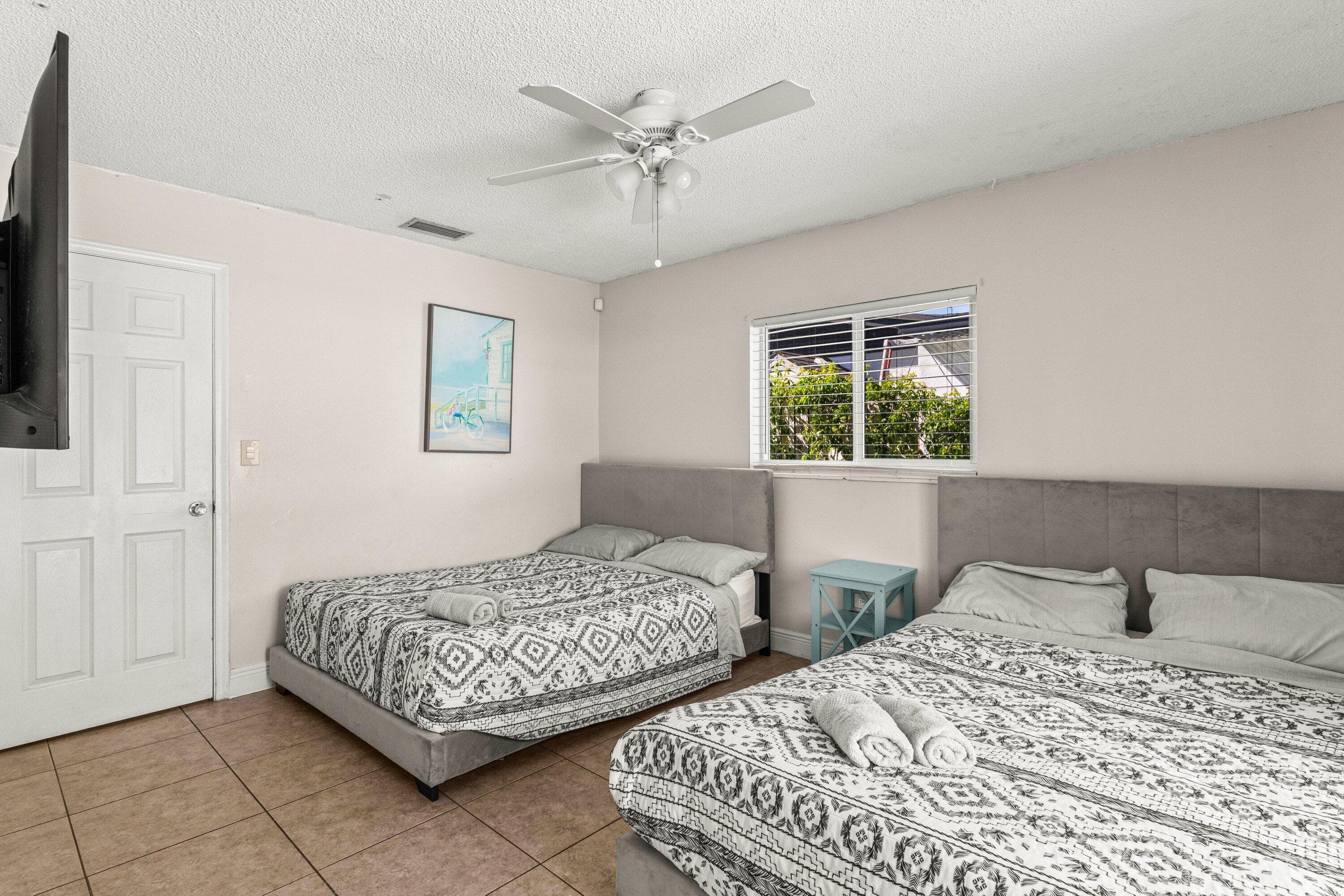 1121 N 66th Terrace, Hollywood, FL 33024 — photo 20 of 29