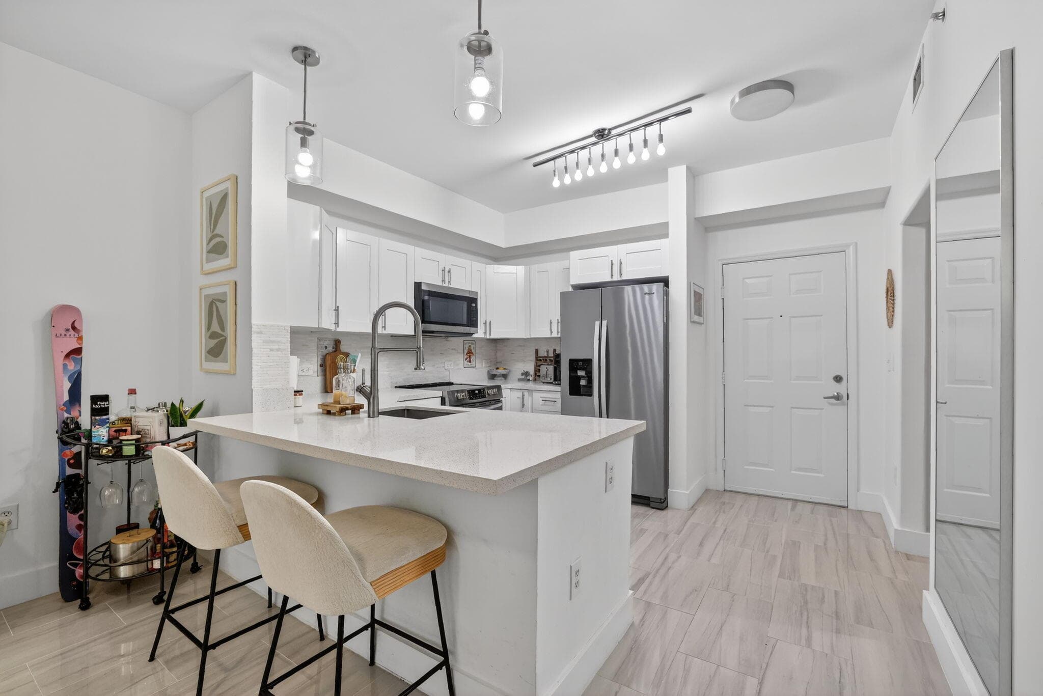 533 NE 3rd Avenue 138, Fort Lauderdale, FL 33301 — photo 4 of 19