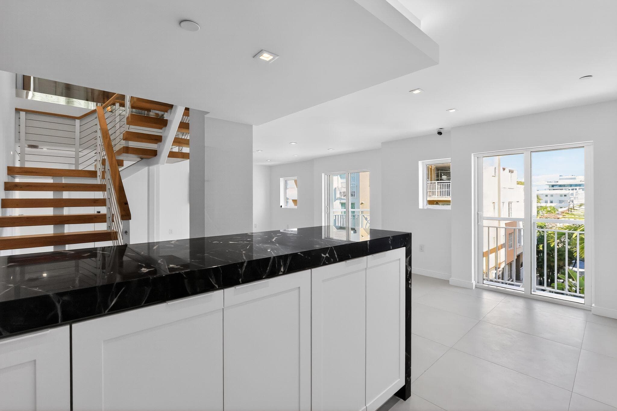 120 Jefferson Avenue, Miami Beach, FL 33139 — photo 12 of 30