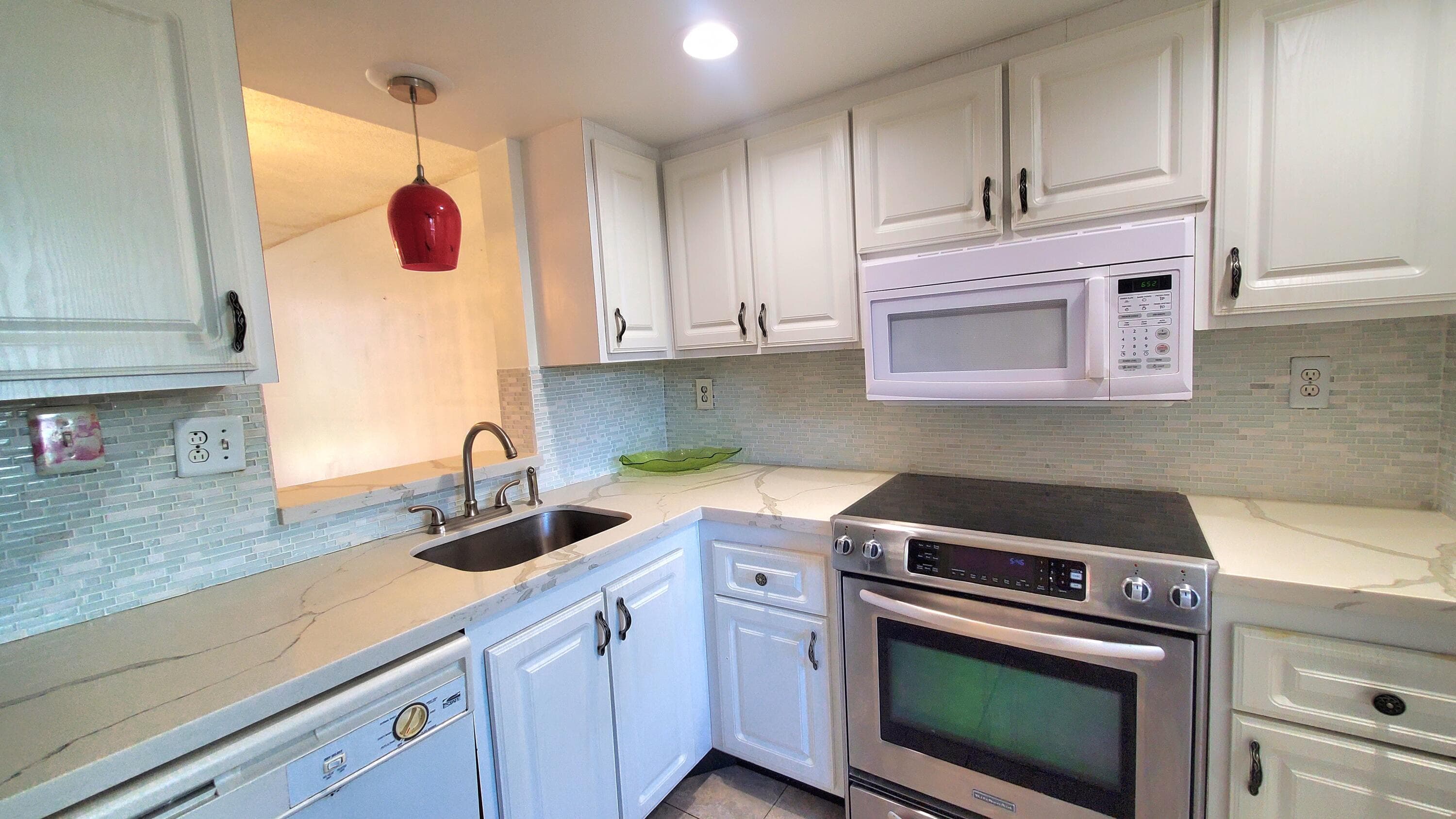 7680 NW 18th Street 105, Margate, FL 33063 — photo 12 of 66