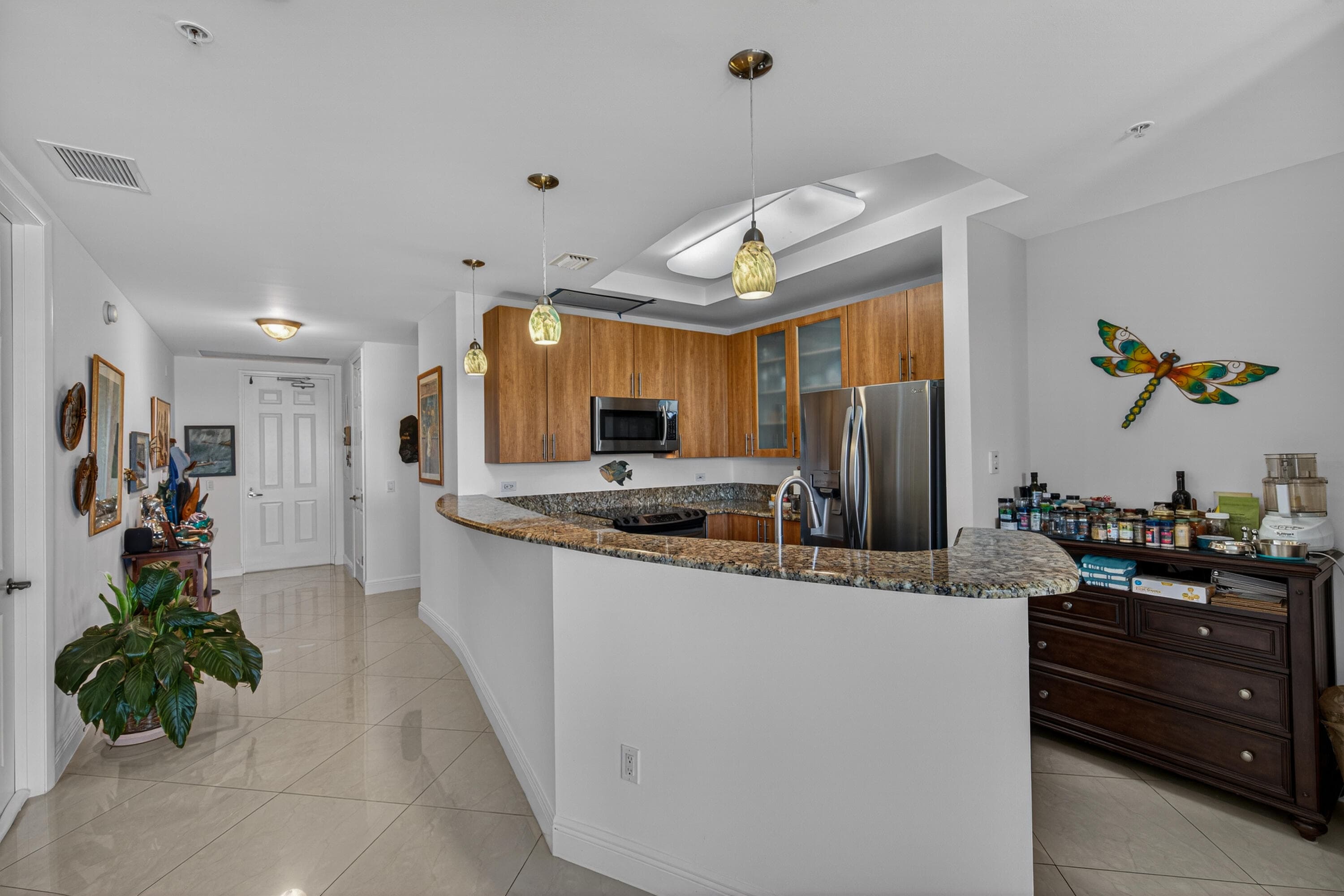 2631 NE 14th Avenue 406, Wilton Manors, FL 33334 — photo 11 of 53