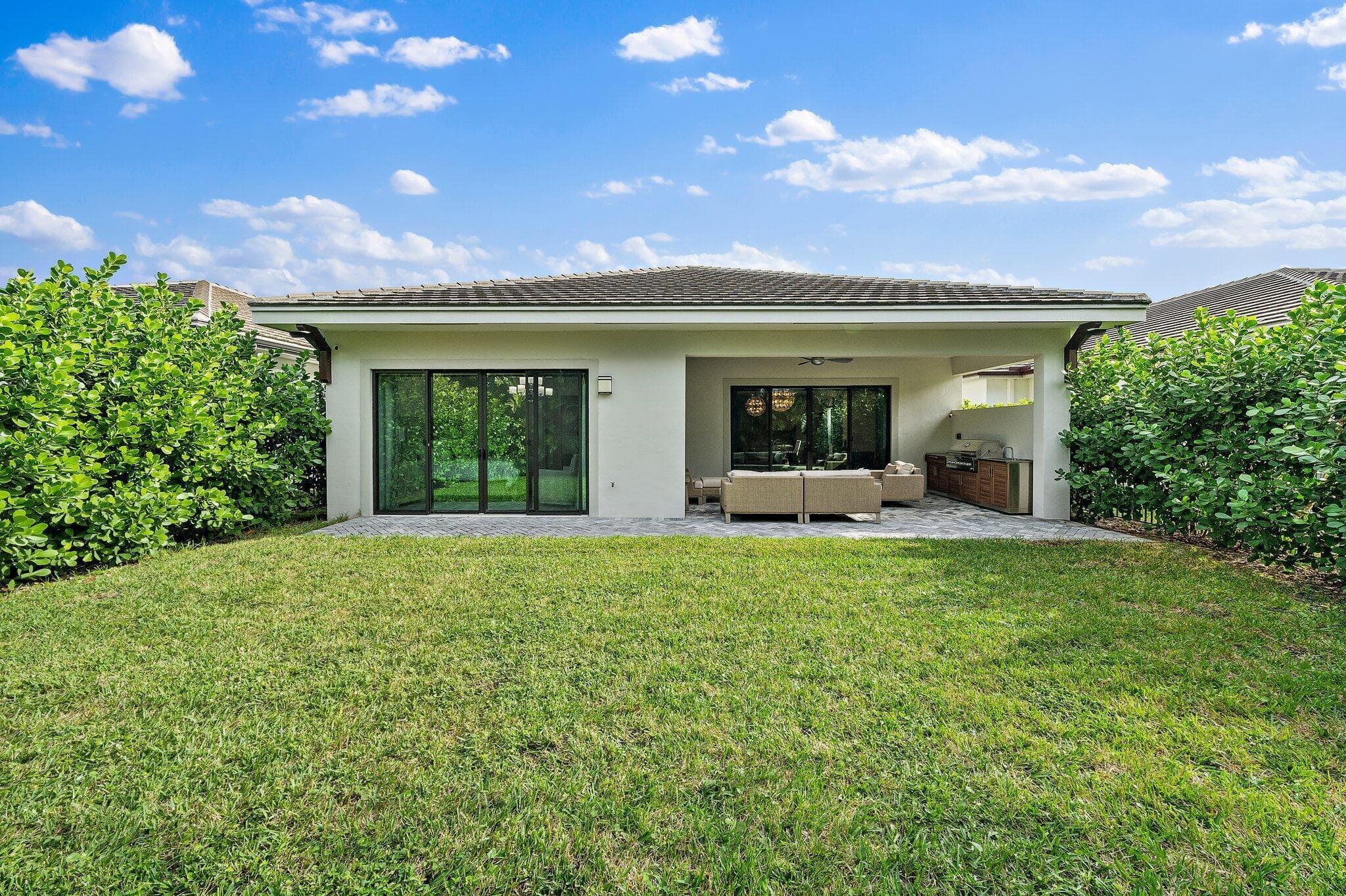 2938 Gin Berry Way, West Palm Beach, FL 33401 — photo 10 of 31