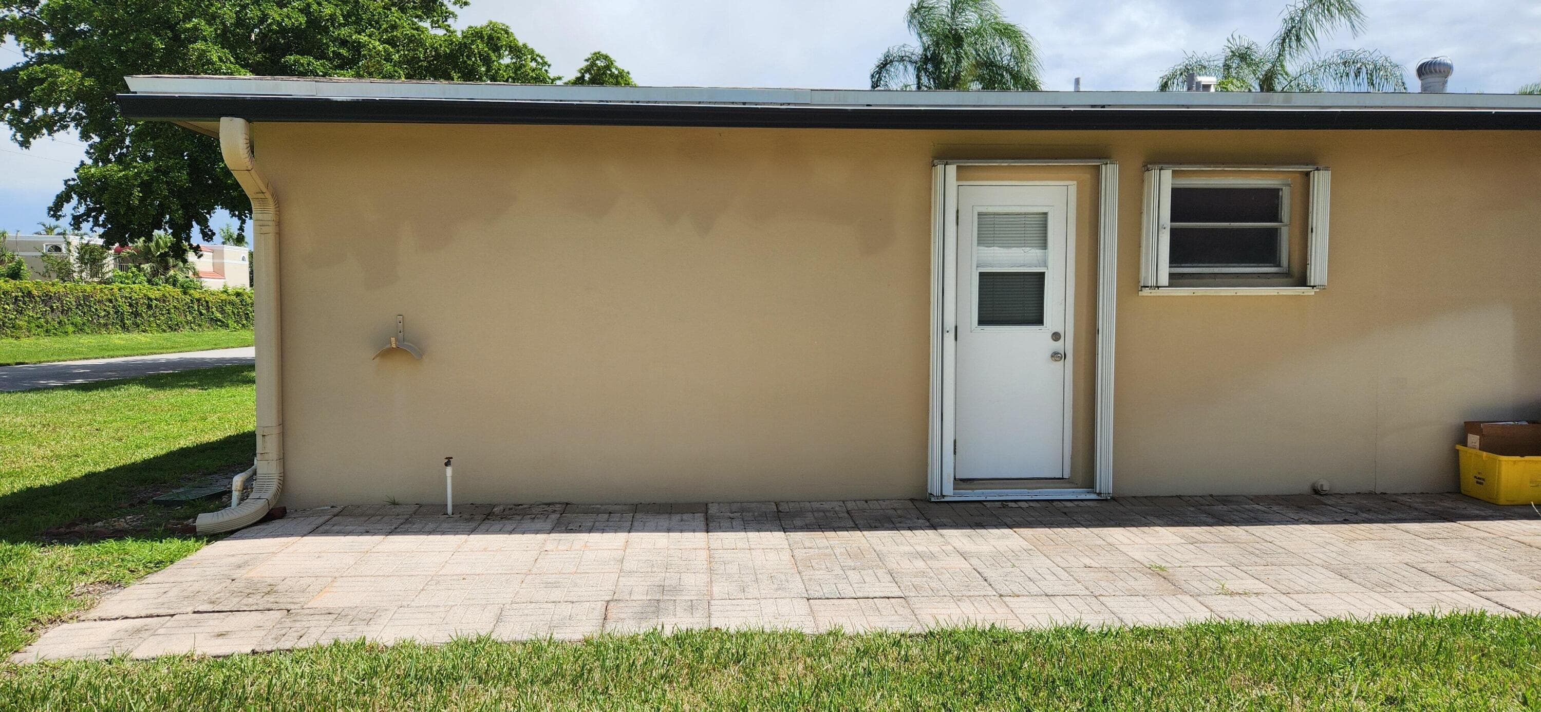 1042 North Drive D, Delray Beach, FL 33445 — photo 28 of 34
