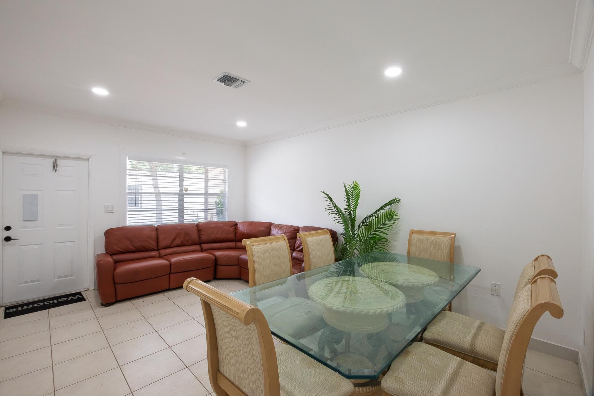 4591 Purdy Lane 1, West Palm Beach, FL 33415 — photo 3 of 5