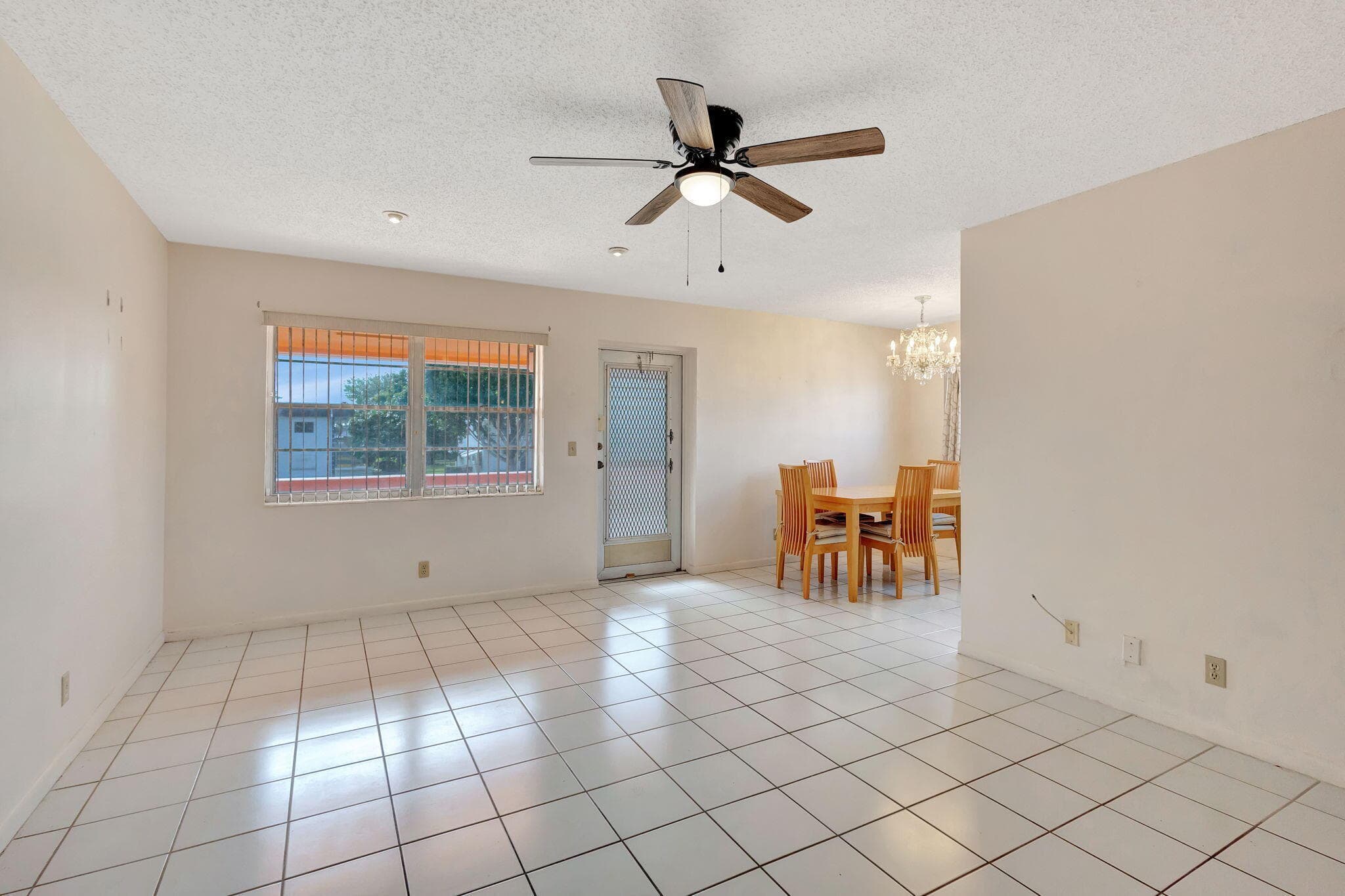 332 Sheffield N, West Palm Beach, FL 33417 — photo 2 of 30