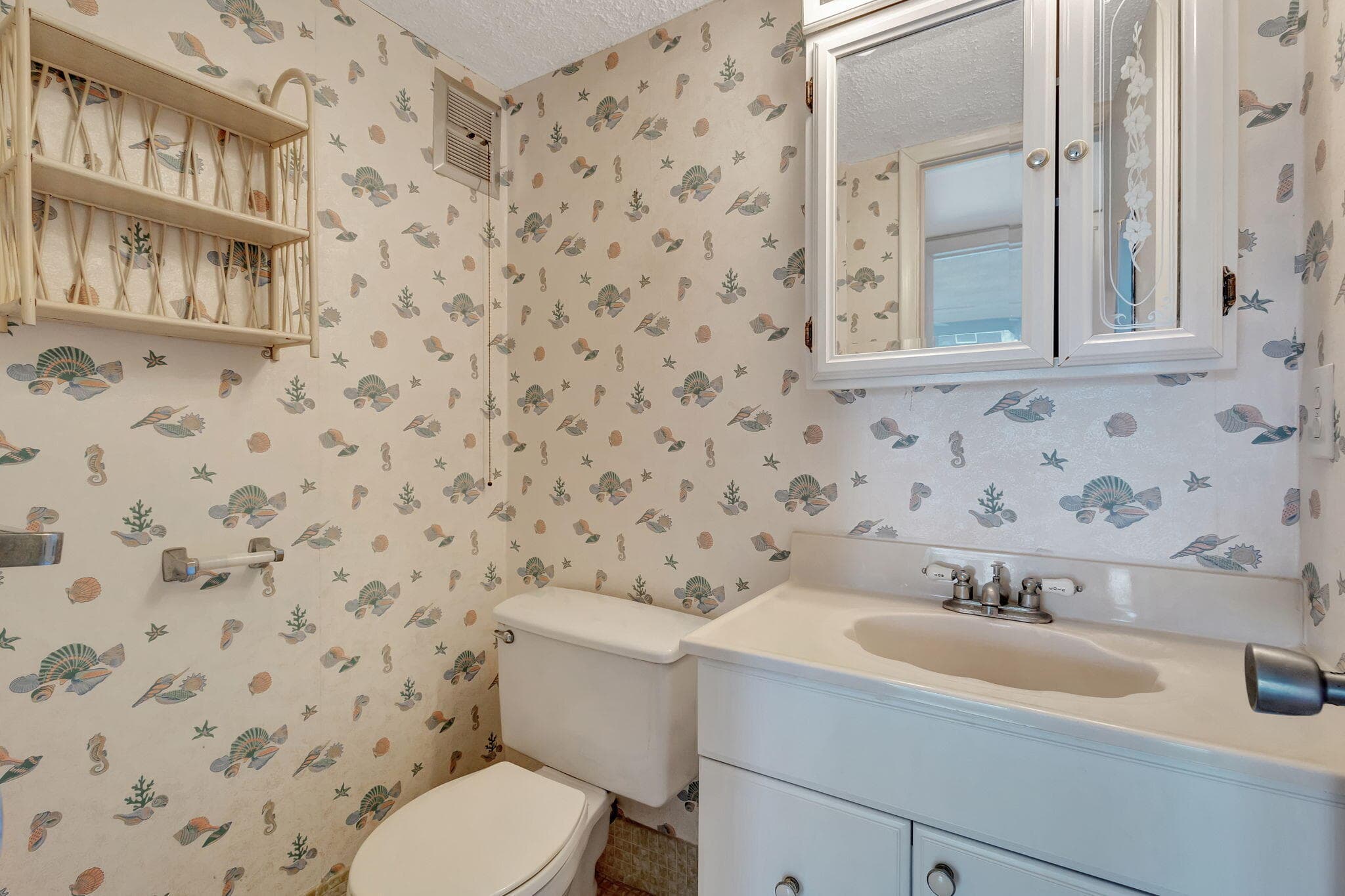 332 Sheffield N, West Palm Beach, FL 33417 — photo 11 of 30