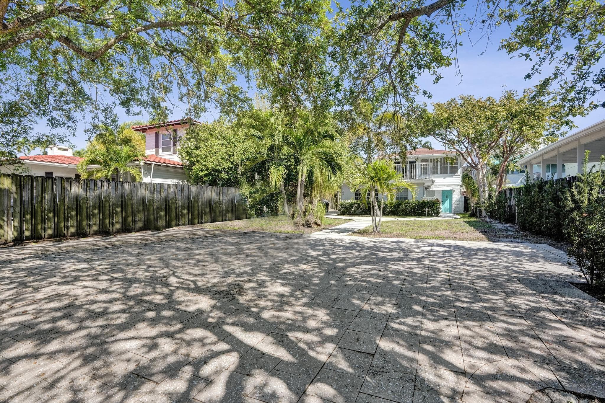1405 SE 2nd Street, Fort Lauderdale, FL 33301 — photo 11 of 42