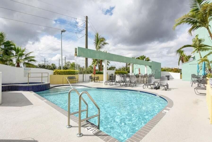 185 NE 4th Avenue 210, Delray Beach, FL 33483 — photo 22 of 28
