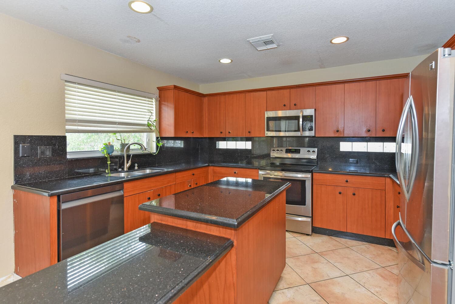 5049 NW 121st Drive, Coral Springs, FL 33076 — photo 11 of 44