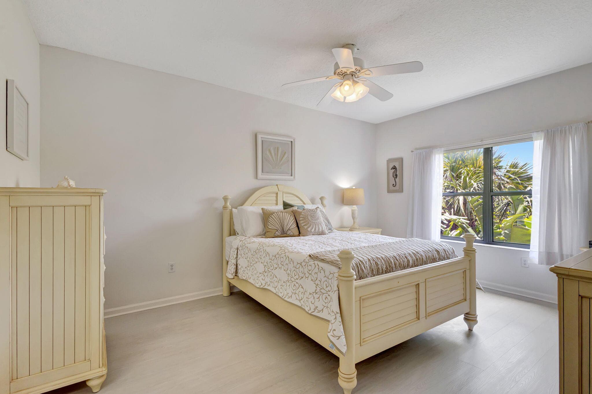 800 Uno Lago Drive 302, Juno Beach, FL 33408 — photo 23 of 49