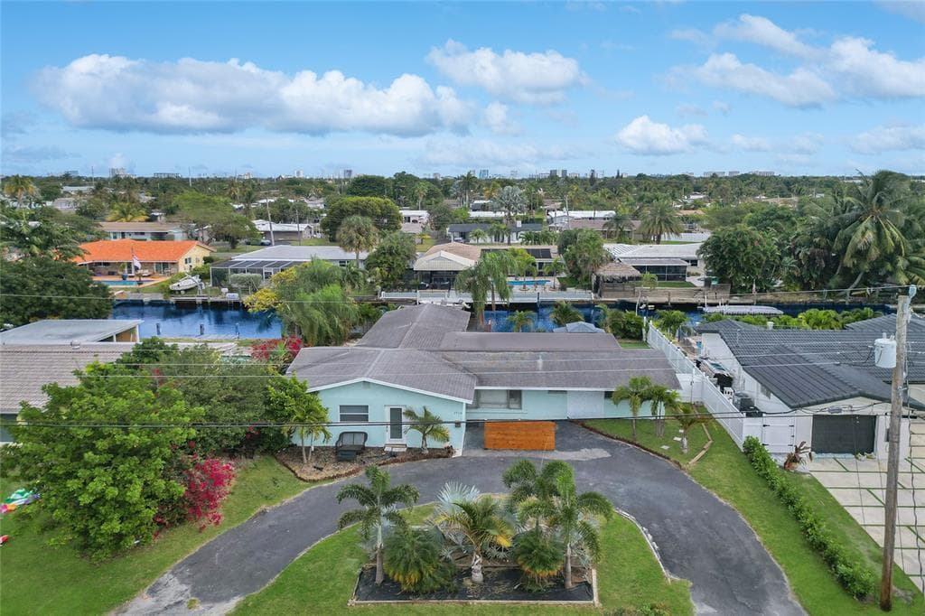 1710 SW 6th Avenue, Pompano Beach, FL 33060 — photo 1 of 50