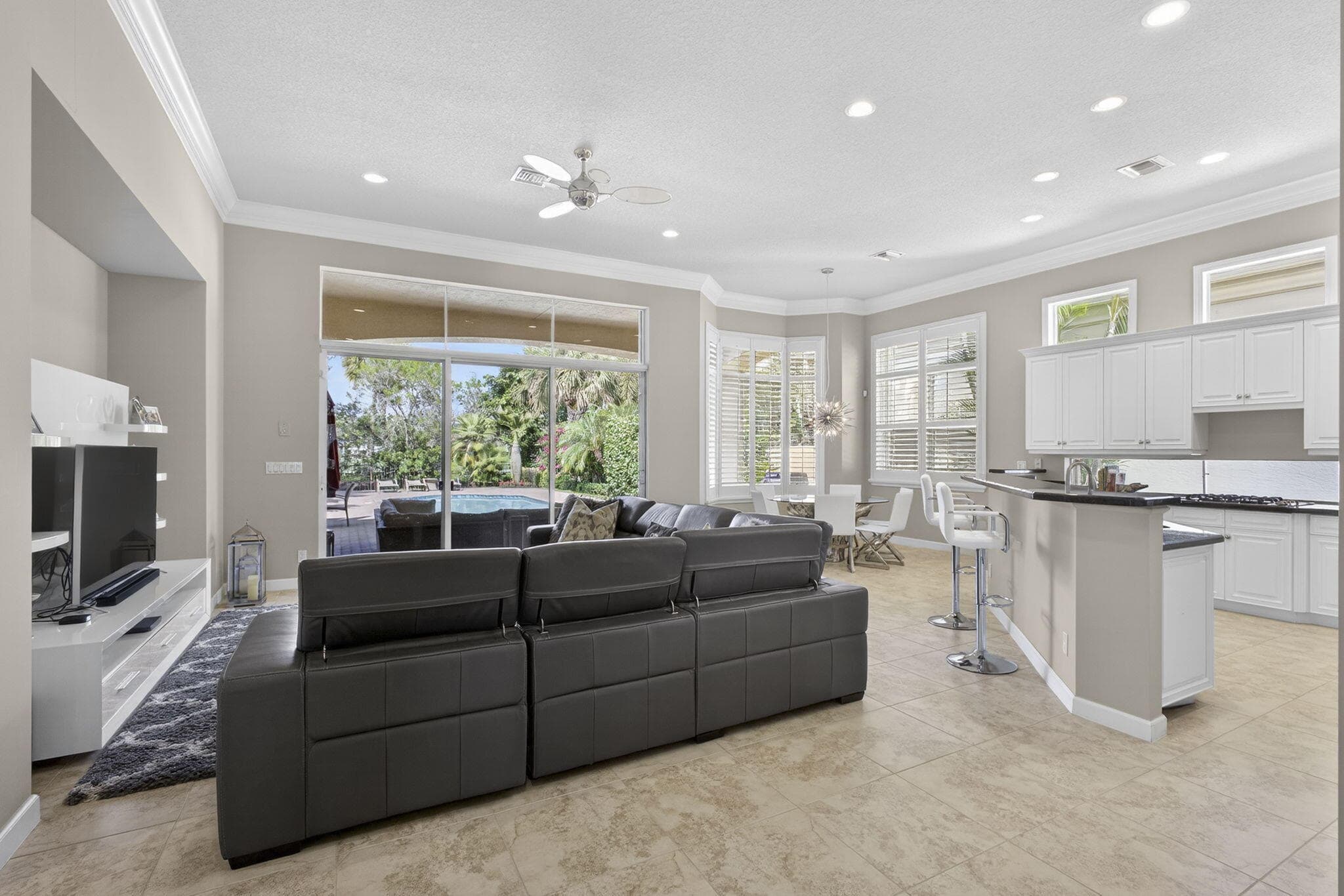 142 Viera Drive, Palm Beach Gardens, FL 33418 — photo 22 of 93