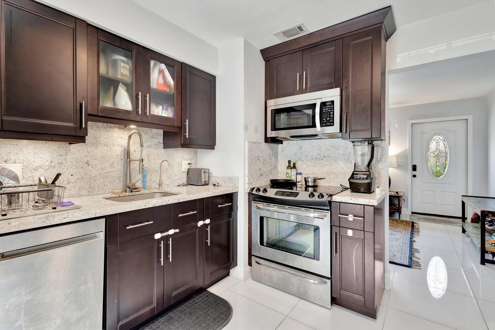 227 NE 12th Street 2, Delray Beach, FL 33444 — photo 14 of 24