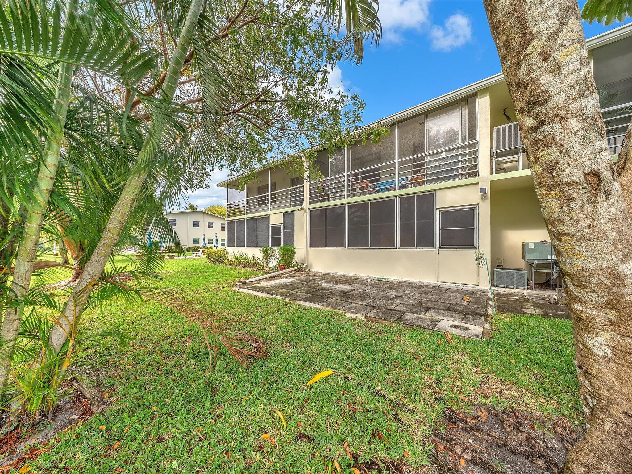 43 Windsor C, West Palm Beach, FL 33417 — photo 43 of 45