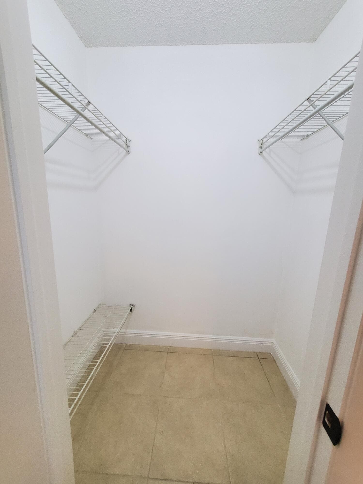 313 SW 1st Court SW L-4, Pompano Beach, FL 33060 — photo 13 of 17